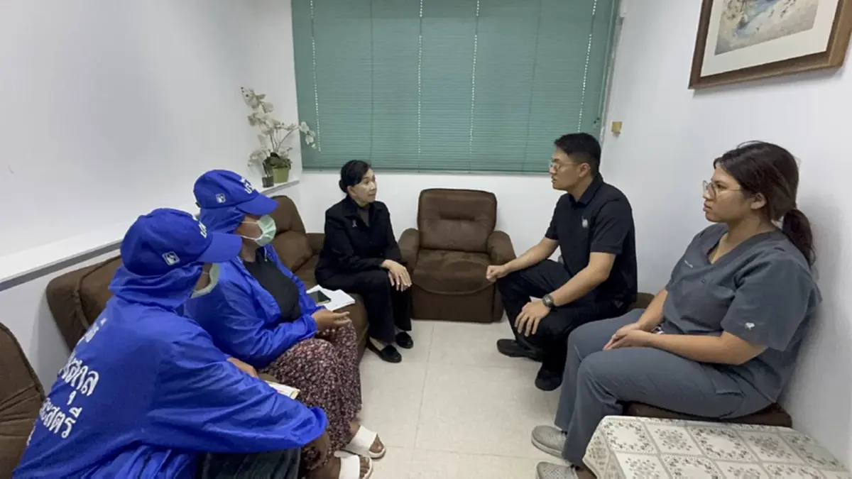 "รพ.อ่างทอง" แถลงแล้ว ปม จนท.กินอาหารในห้องICU ทารก 5 วันเสียชีวิต
