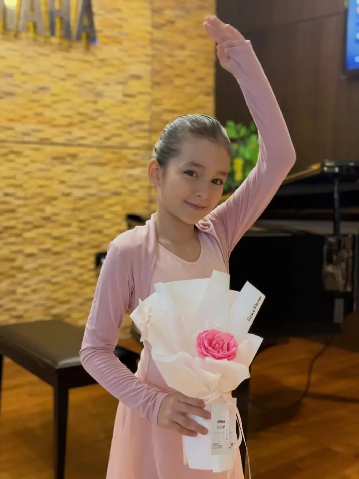 DNA นางงามร้อยเปอร์เซ็นต์ ลูกสาววัย 6 ขวบ ยิ่งโตยิ่งออร่าจับ