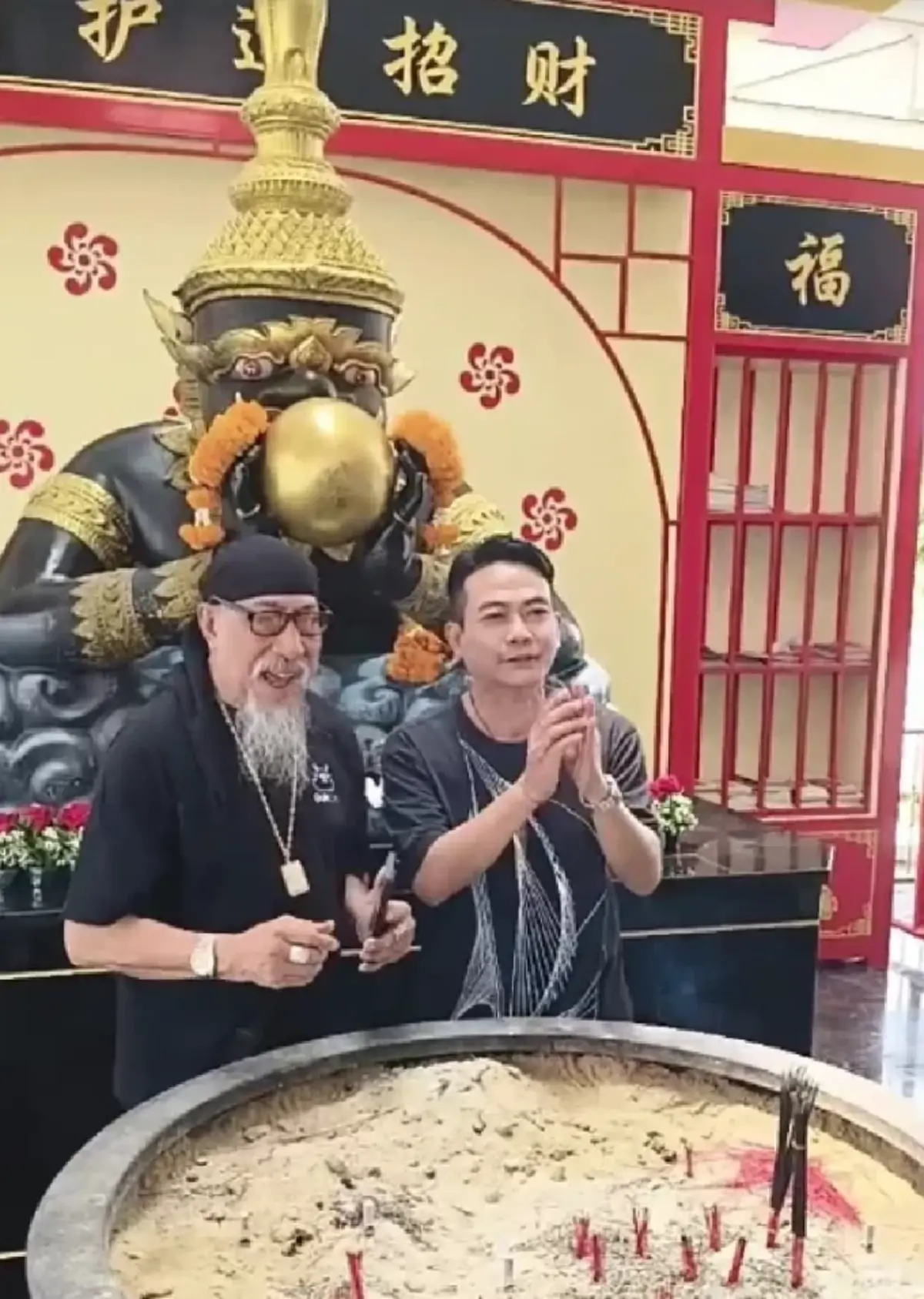 เปิดชัด ๆ เลขธูปทำบุญ 100 วัน "เหน่ง เหม่งจ๋าย" หลวงพ่อให้มาจุด