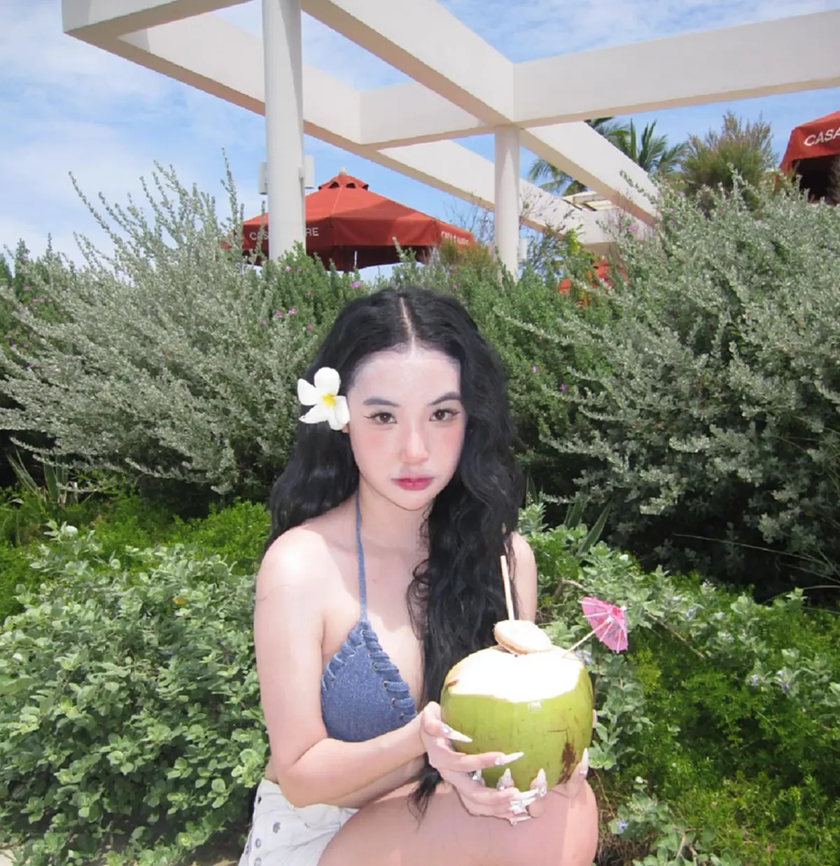  "น้องพลอย " ลูกสาว "เท่ง เถิดเทิง" นุ่งบิกินี่ตัวจิ๋ว ฉลองวัย 24 ปี