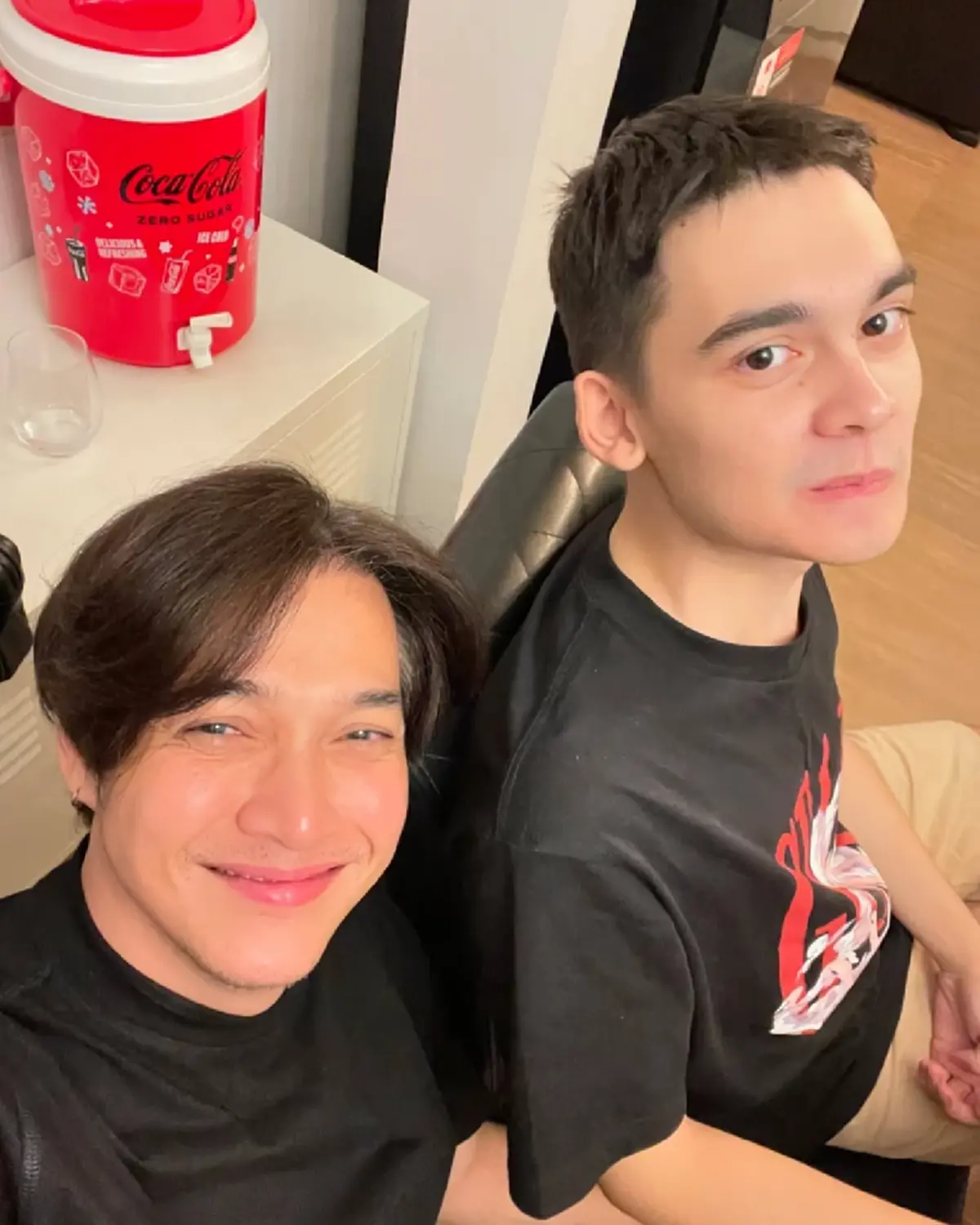 โตเป็นหนุ่มแล้ว ลูกชาย "อาร์ต พลังธรรม" หล่อละมุนระดับพระเอก 