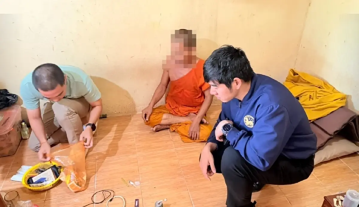 ชาวบ้านสุดทน! ร้องพระมั่วสุมเสพยาคากุฏิ สุดท้ายเจอของกลางเพียบ