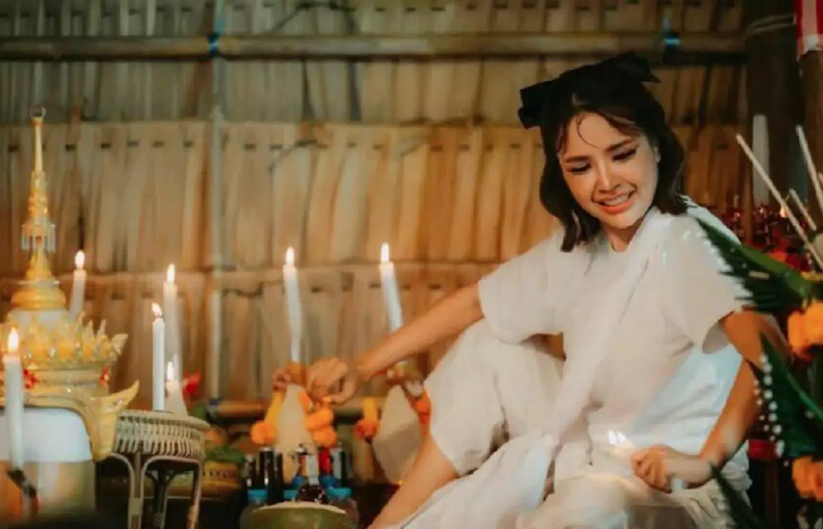 "เจนนี่ รัชนก" เปิดเลขประทัดแดง ตั้งโรงครูหมอโนรานาทีสุดท้าย