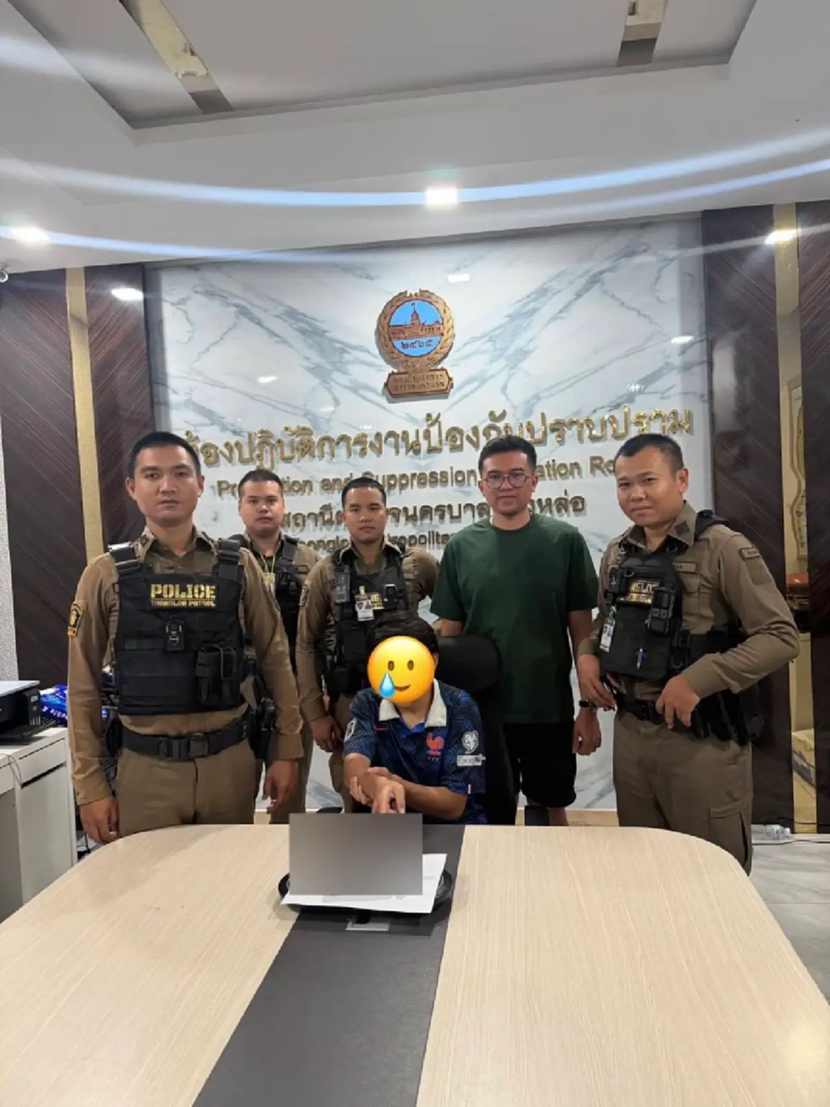 หนุ่มวัย 15 ซุกลูกซอง เหตุผลที่พกไว้ว่าพีก รู้ราคาที่ซื้อพีกกว่า