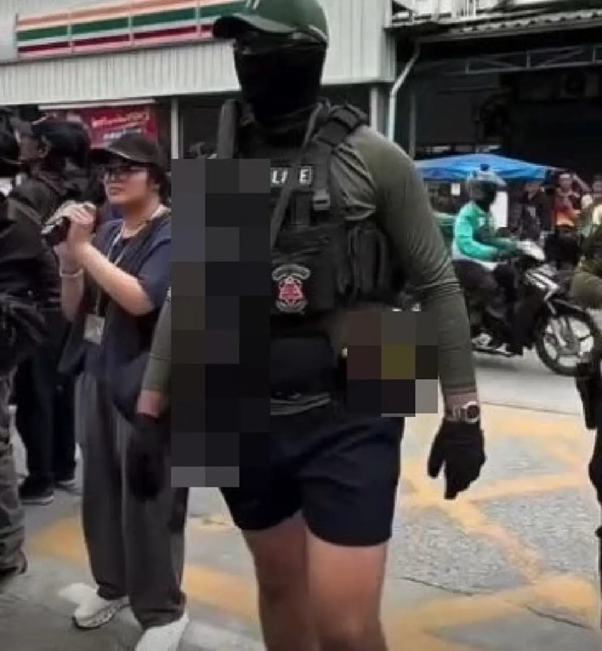 ผิดคาดหมด เหตุผล "ตำรวจ" ต้องใส่ขาสั้น เข้าระงับเหตุ เด็ก ม.3 
