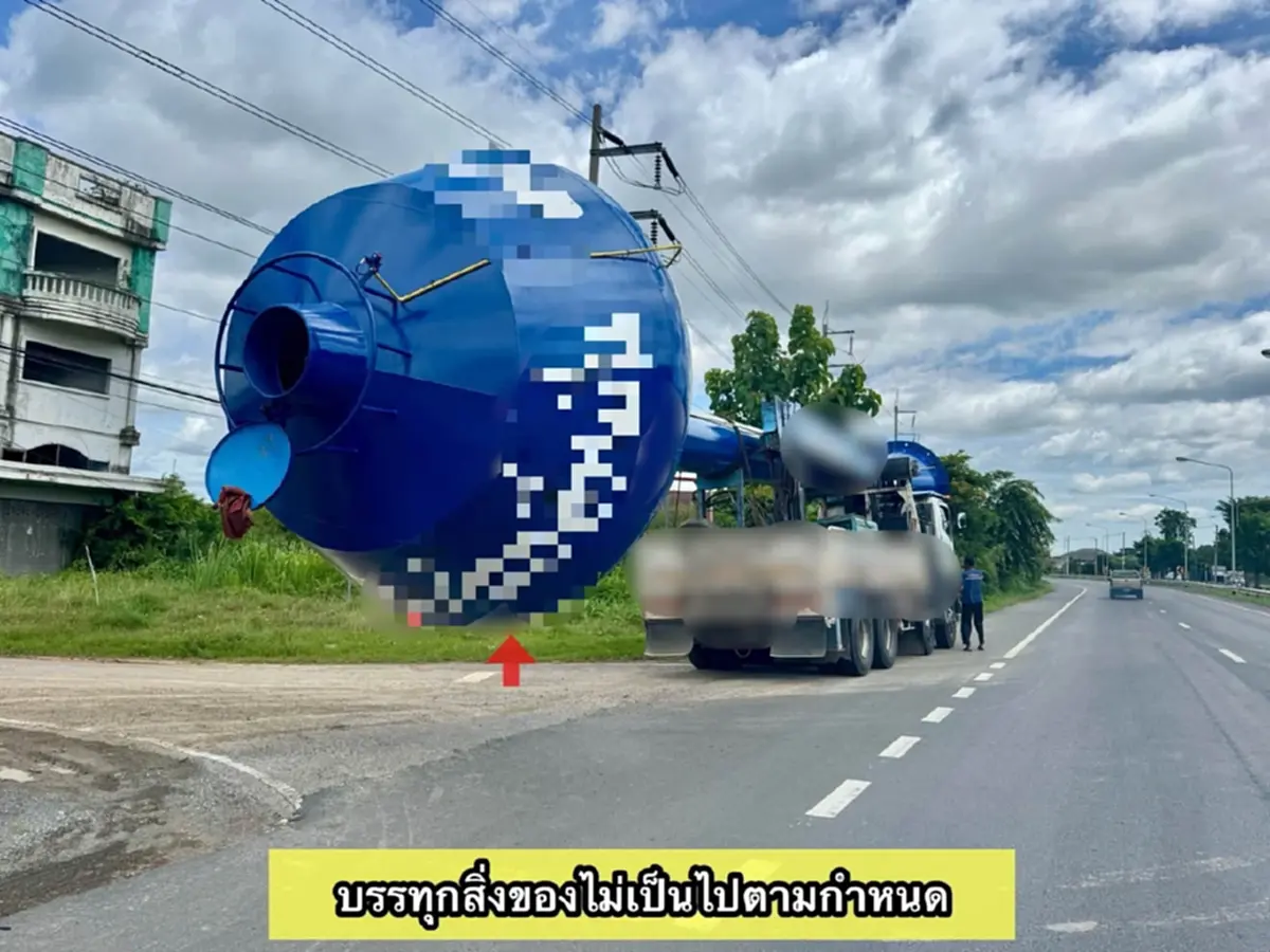 ลุยจับจริง ตร.กาญจนบุรี สกัดรถบรรทุกวิ่งขวา-ของตก โดนหนัก 4 ข้อหา