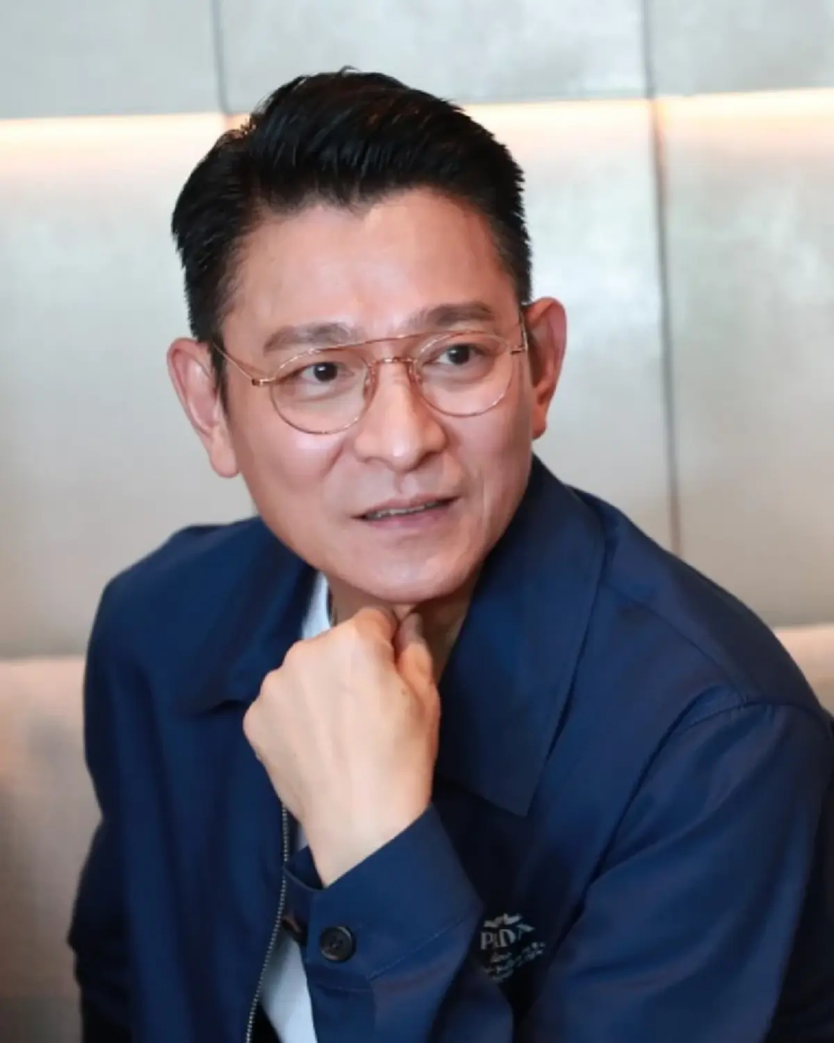 สมฐานะซุปตาร์ตลอดกาล  "หลิวเต๋อหัว" คว้าปริญญา ดร. ในวัย 64 ปี