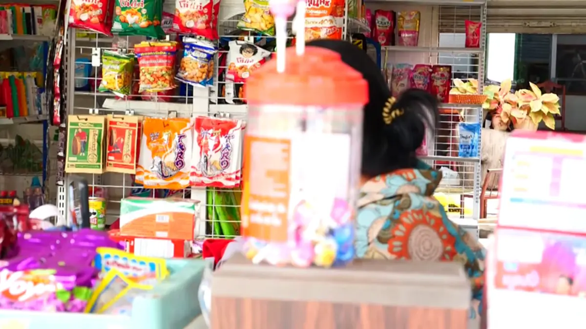 คาใจบัตรคนจน! ซื้อ 128 ถูกหักเต็มพัน แม่ค้าโต้ฝากยอดเอง