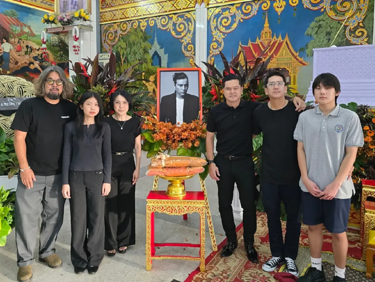 ลูกไม้ตกใต้ต้น ลูกชาย "เต๋า สมชาย" ในวัย 15 ปี ฉายออร่าหล่อเท่  