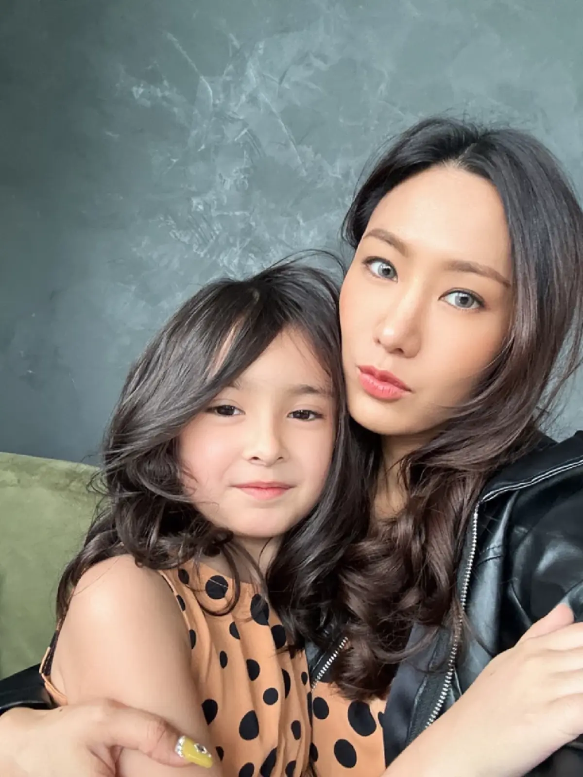 ส่องความน่ารัก "น้องลีอา" ลูกสาว นักร้องขวัญใจสายแดนซ์ยุค 90