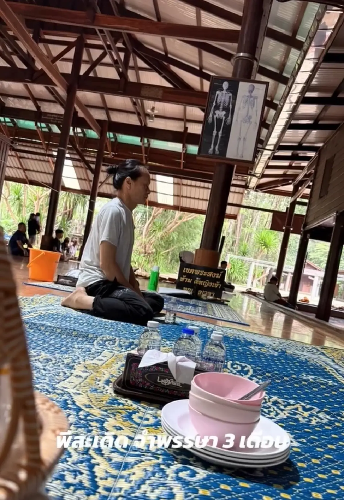 นักร้องลูกทุ่งดัง ขอจำพรรษา 3 เดือน ประกาศงดรับงานคอนเสิร์ต