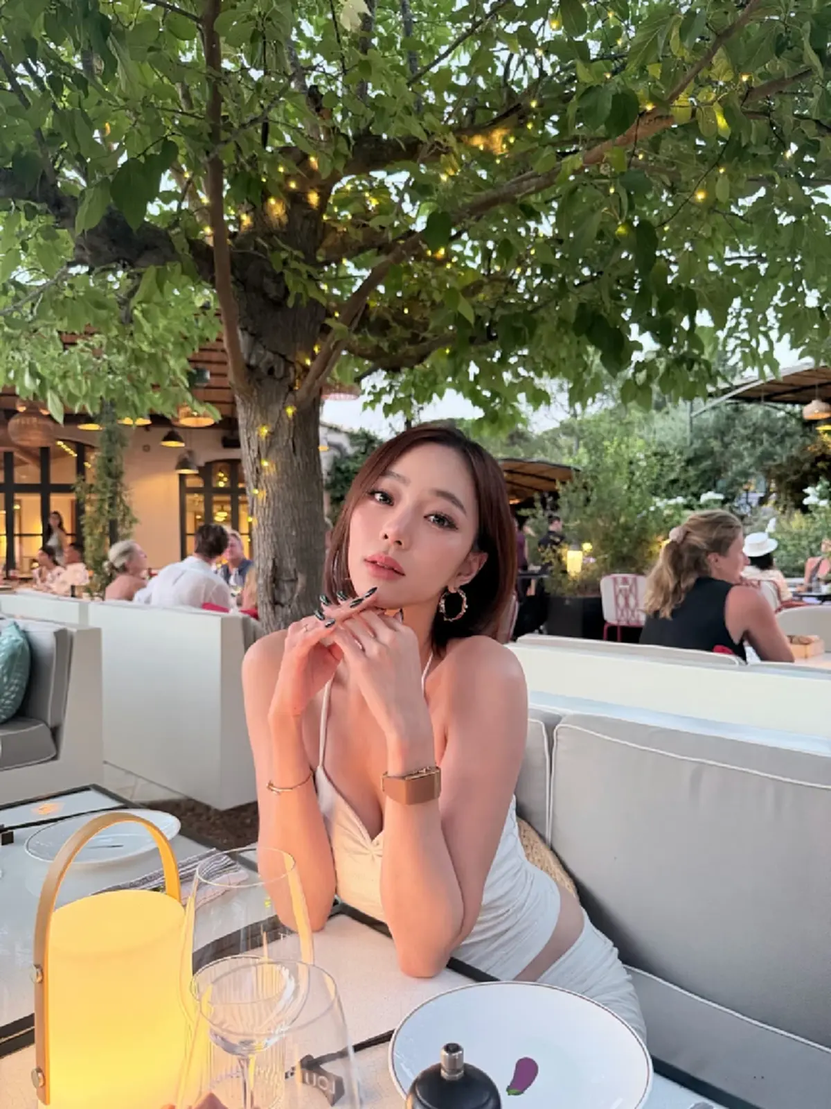 "นิวเคลียร์ หรรษา" เช็กอินลุคใหม่สวยตะโกน  ออร่าเปล่งประกาย