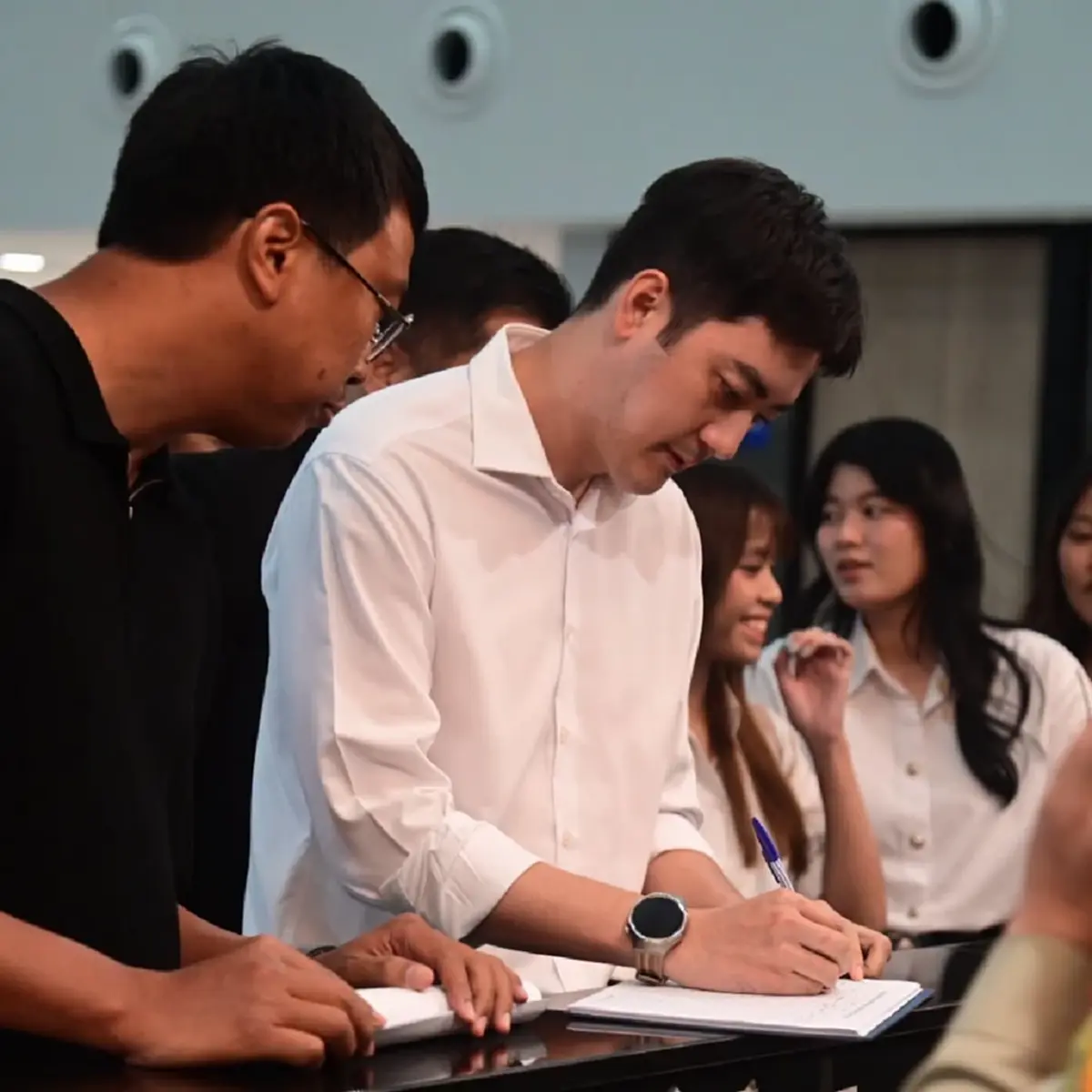 เปิดข้อหา"ภาวุธ-ฟิล์ม รัฐภูมิ" หลังถูก DSI ออกหมายเรียก