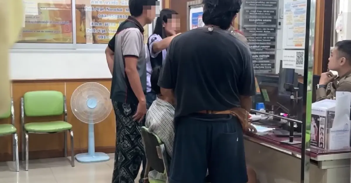 นาทีเผชิญหน้ามือก่อเหตุ นักเรียน ม.2 บาดเจ็บยังผวา รอดโดนถากแก้ม