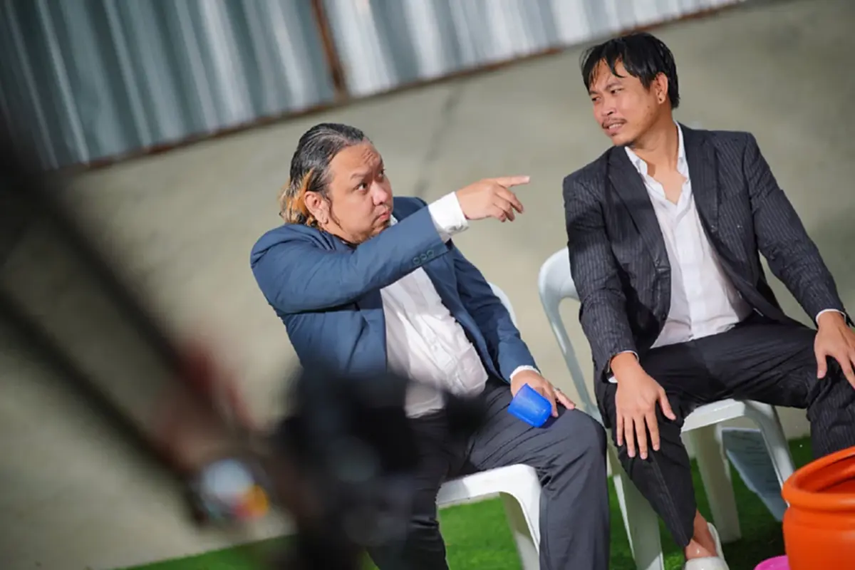 คดีพลิก? "ยัต" สวน "ต้า" กลางรายการดัง หลังเพื่อนรักดับเครื่องแฉ