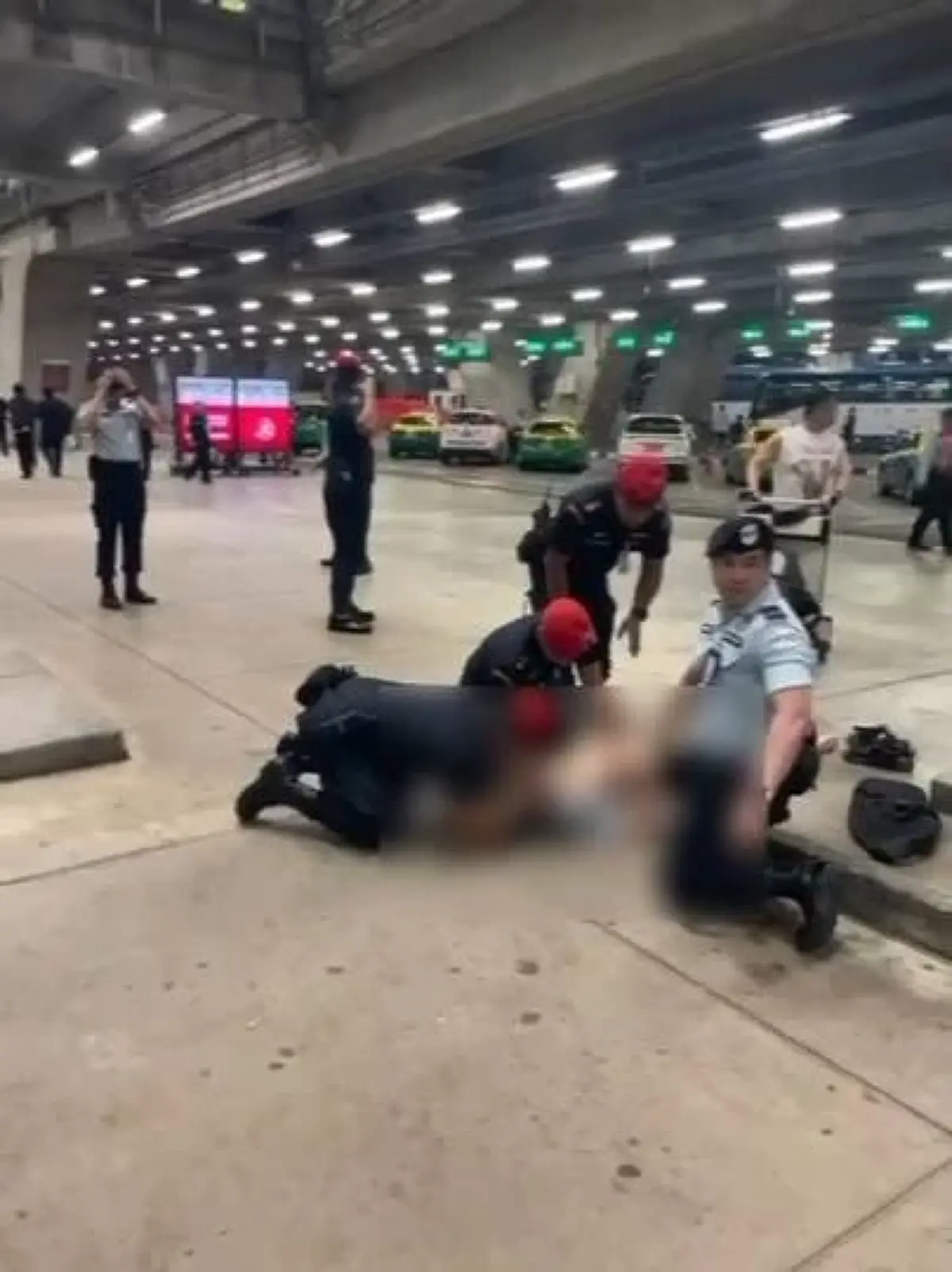 ชื่นชม รปภ.หมวกแดงสุวรรณภูมิ ทำ CPR ยื้อชีวิตผู้โดยสารเกาหลี