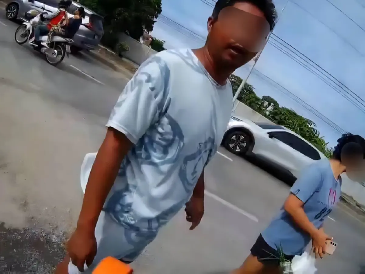 ยับศาลสั่งคุก 5 เดือน ปรับ 12,000 บาท หนุ่มท้าต่อยตร. ฉุนโดนล็อกล้อ