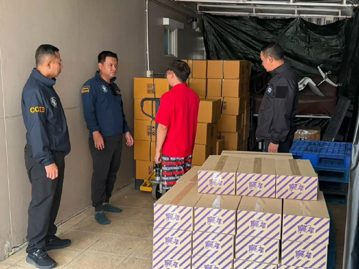 จับคาบ้าน ขายยาต้องห้ามผ่านออนไลน์ เงินหมุนเป็น 1000 ล้าน 