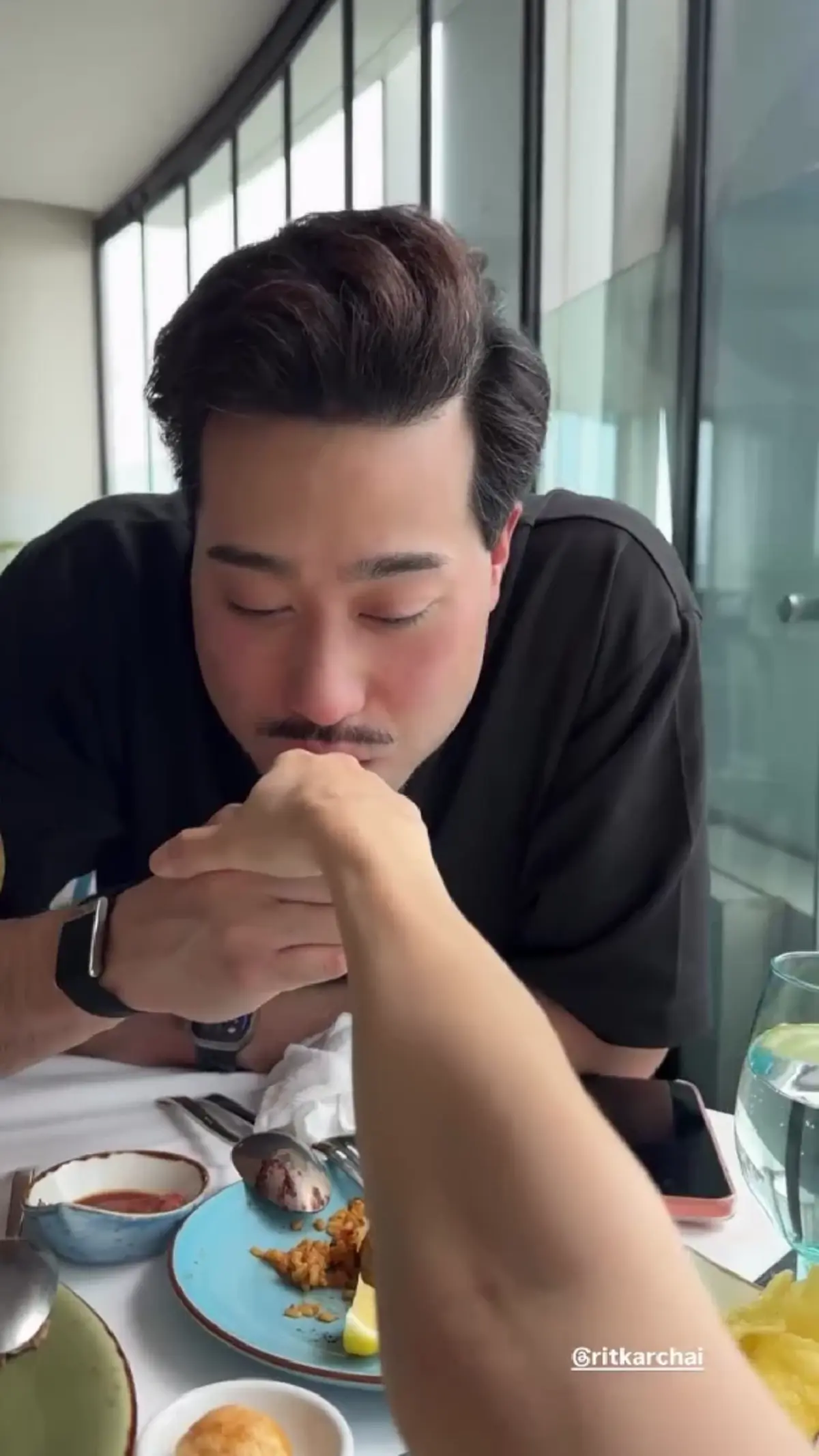 เนย เนโกะจัมพ์  เตือนสติสามี เลิกปาร์ตี้ดึก ล่าสุดสามีรีบง้อ 