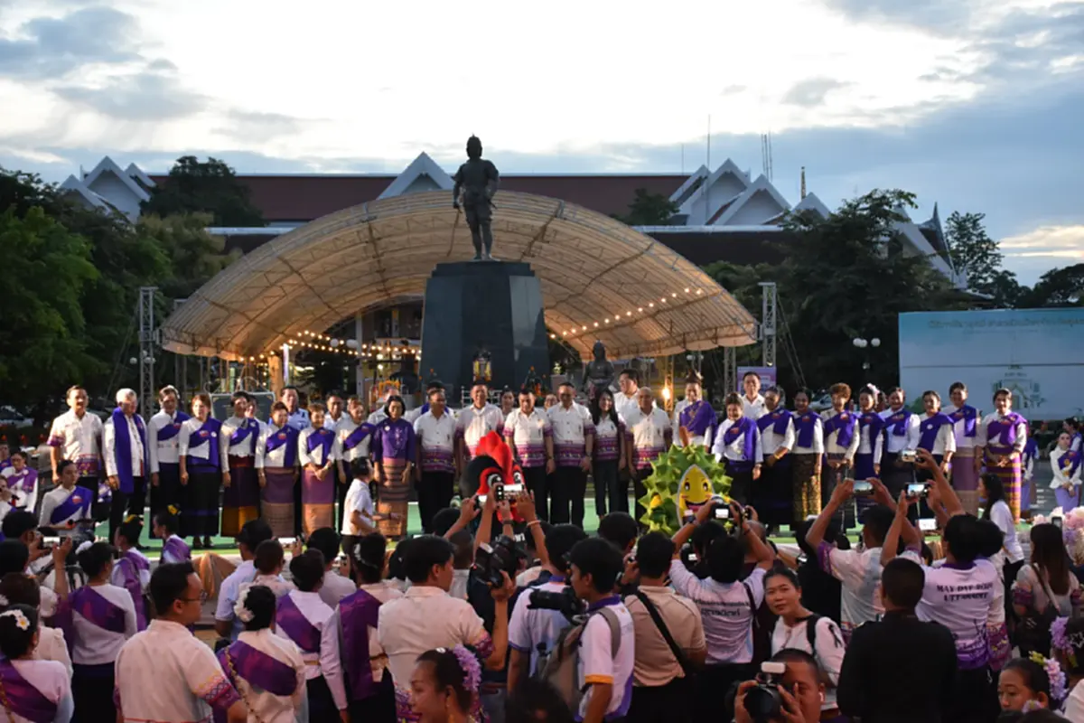 เลขบวงสรวงใหญ่ 111 ปี เมืองอุตรดิตถ์ หน้าอนุสาวรีย์พระยาพิชัยดาบหัก