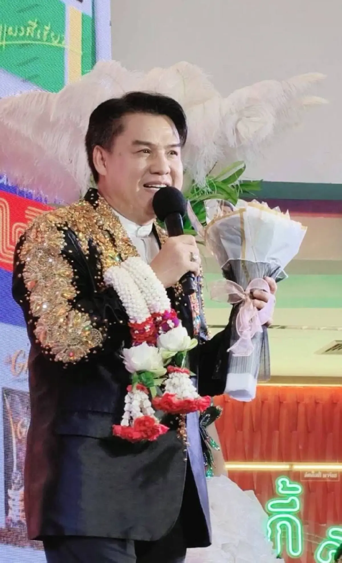 นักร้องดัง คัมแบ็กส่งเพลงใหม่ ลั่นชัด AI ก็แย่งงานมนุษย์ไม่ได้ 