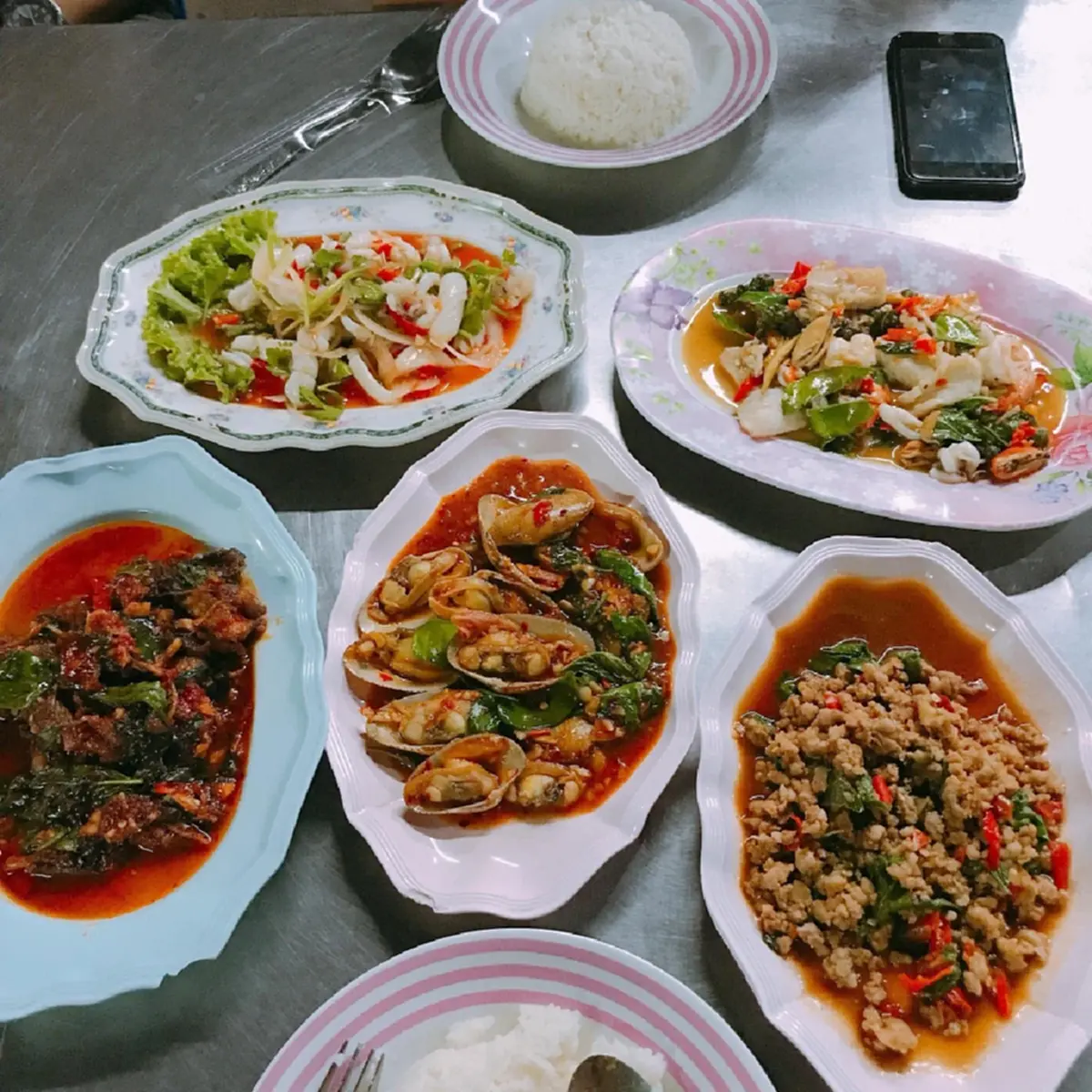 ปิดตำนาน 30 ปี "ร้านข้าวต้มดัง" ประกาศปิดกิจการ ลูกค้าแห่เสียดาย