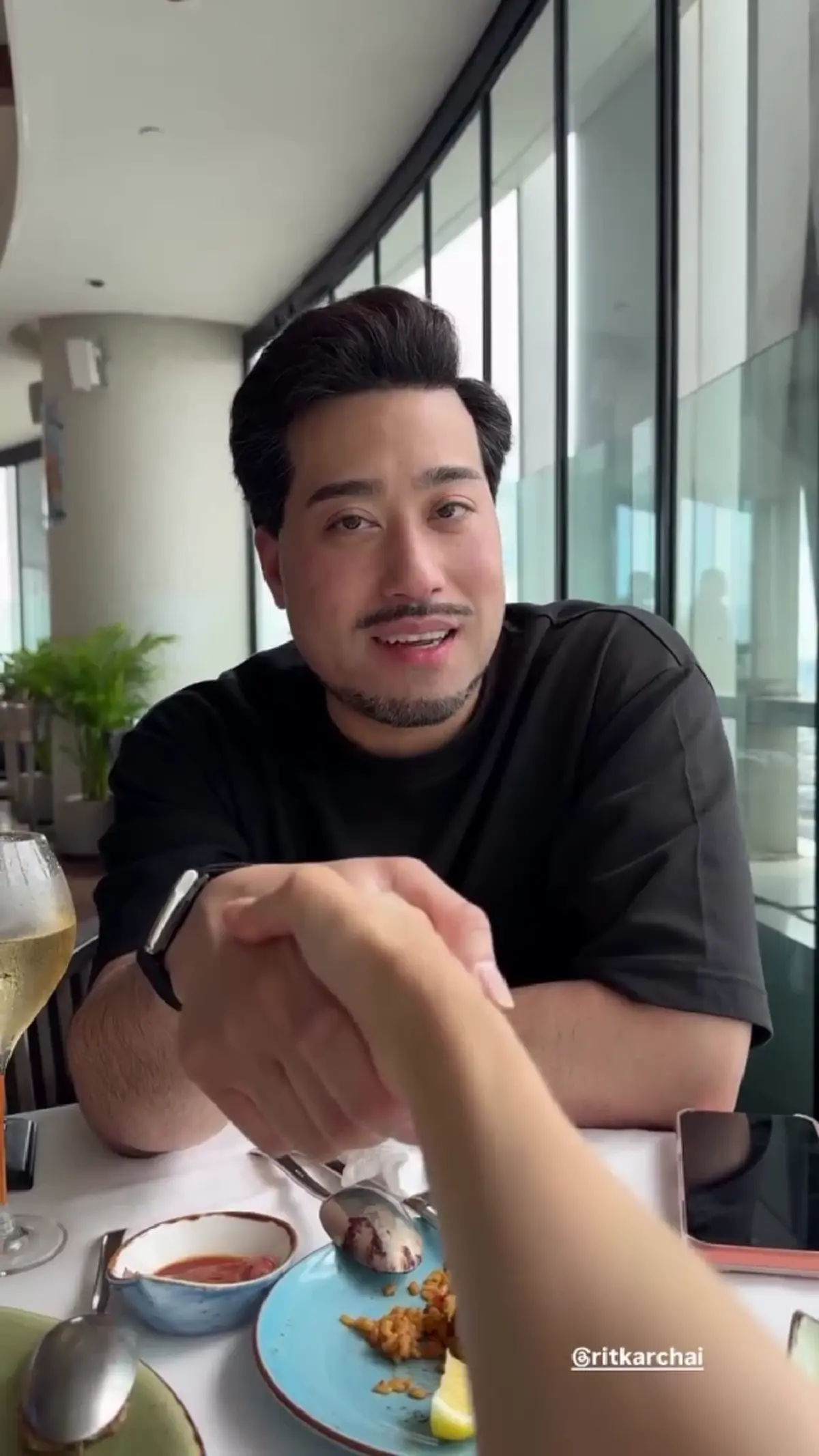 เนย เนโกะจัมพ์  เตือนสติสามี เลิกปาร์ตี้ดึก ล่าสุดสามีรีบง้อ 