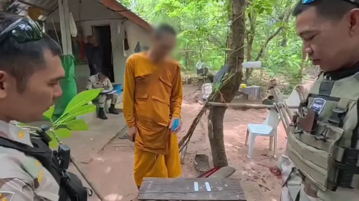 รวบพระ 13 พรรษาฉี่ม่วง แม่ร่ำไห้ "ผ้าเหลืองไม่ช่วยเลยเหรอ"