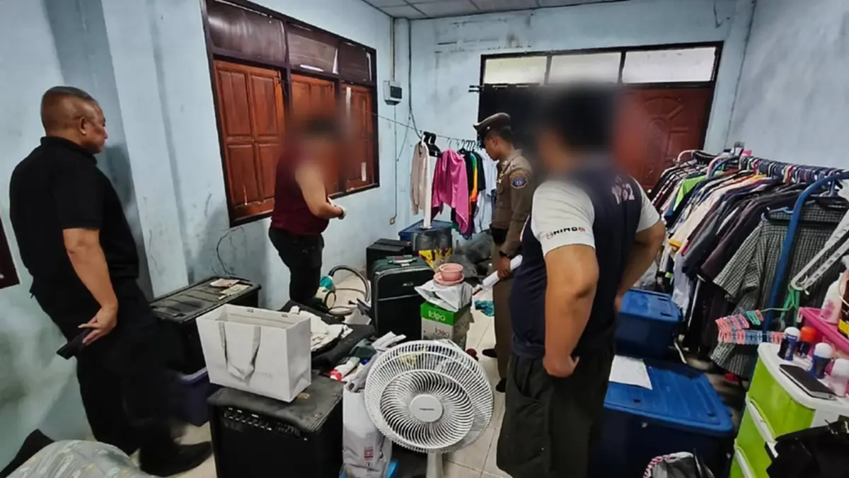 จับแอดมินเว็บพนันกลางลาดกระบัง เงินหมุน 76 ล้าน ค้นบ้านเจอเต็มๆ