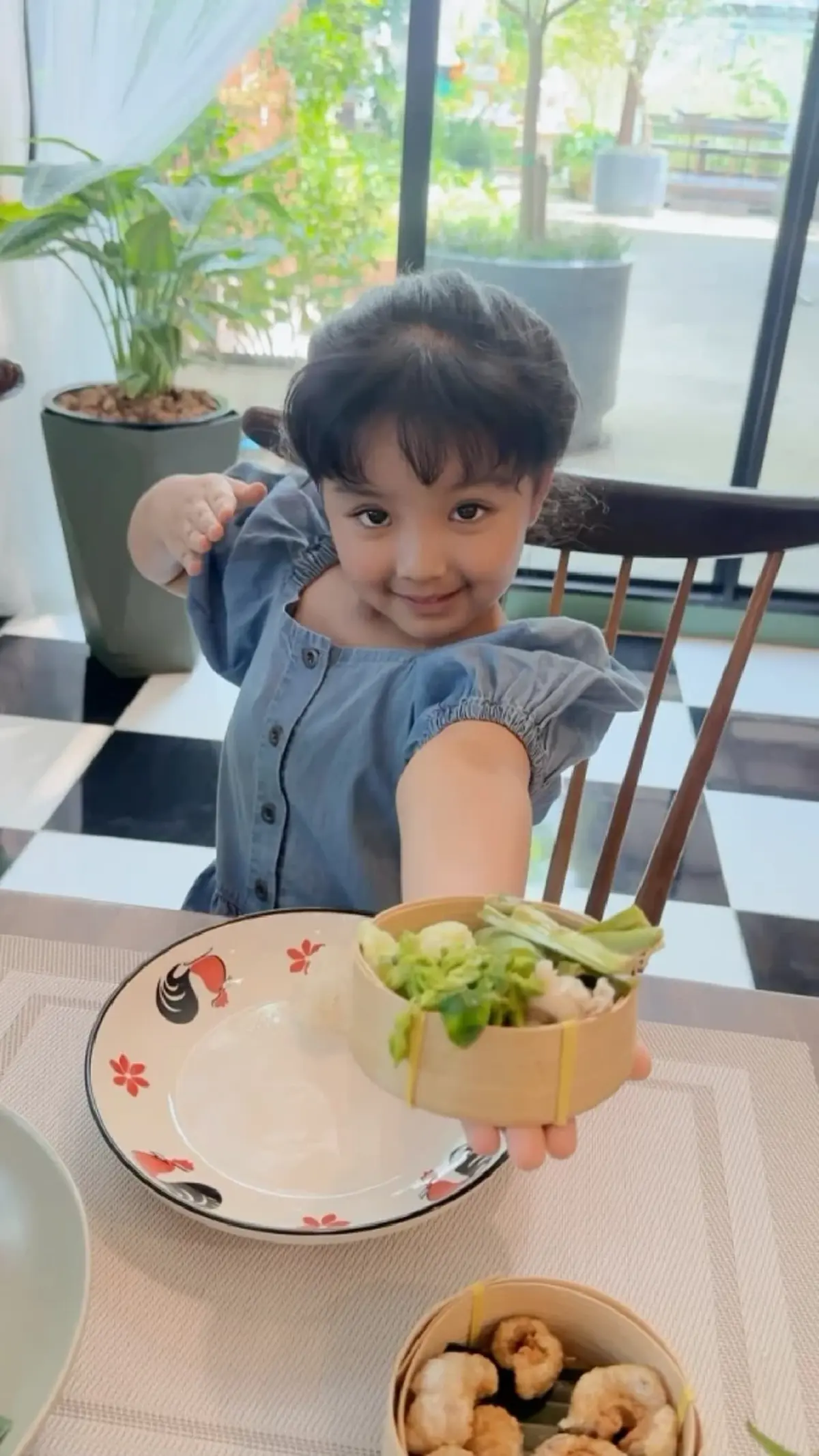 เผลอแป๊บเดียวโตแล้ว  "น้องเวทย์มน" ลูกสาว "ใบเตย-ดีเจแมน"