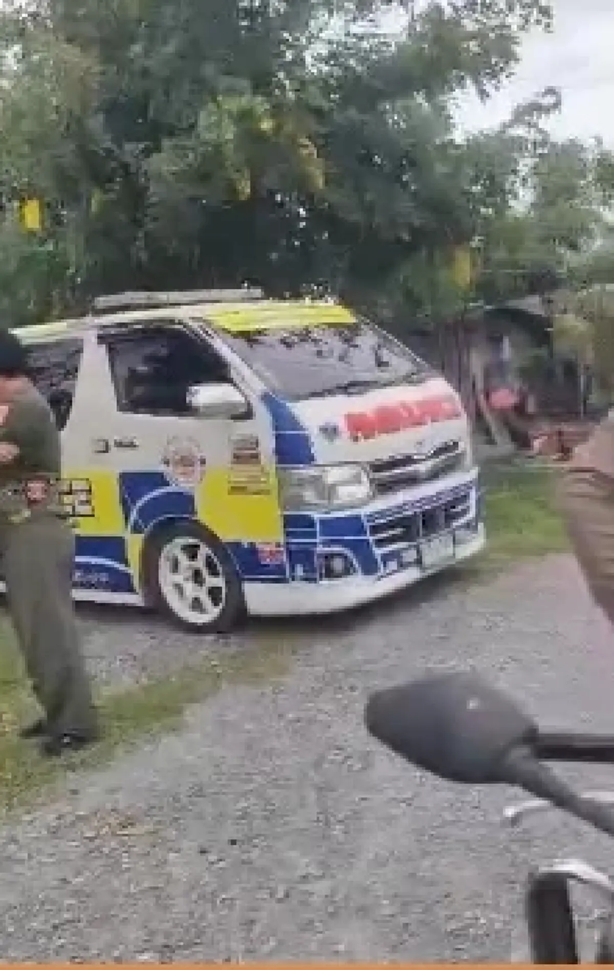 กู้ภัยงง ส่งผู้ป่วยกลับบ้าน แต่ญาติไม่รับ เล่าอีกมุม คดีพลิกเลย?