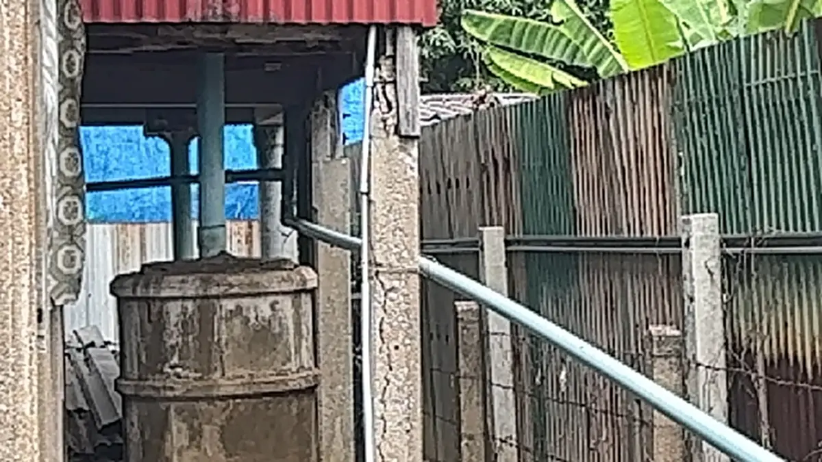 ชาวบ้านผวา! ตอกเสาเข็มสร้างเขื่อนทำบ้านร้าว หวั่นพังถล่ม