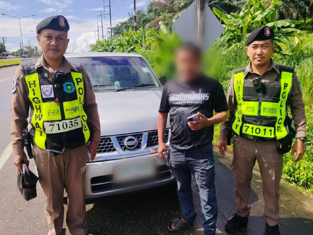 สกัดจับกระบะซิ่งไม่ติดแผ่นป้าย ค้นรถถึงกับตะลึงพบอาวุธเต็มอัตรา