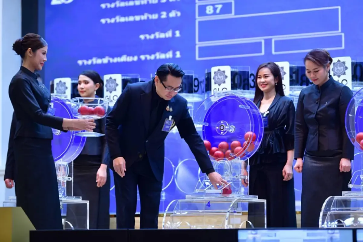 "ตรวจหวย 1 สิงหาคม 2569" หวยวันนี้ออกอะไร "หวย 1 สิงหาคม 2569"