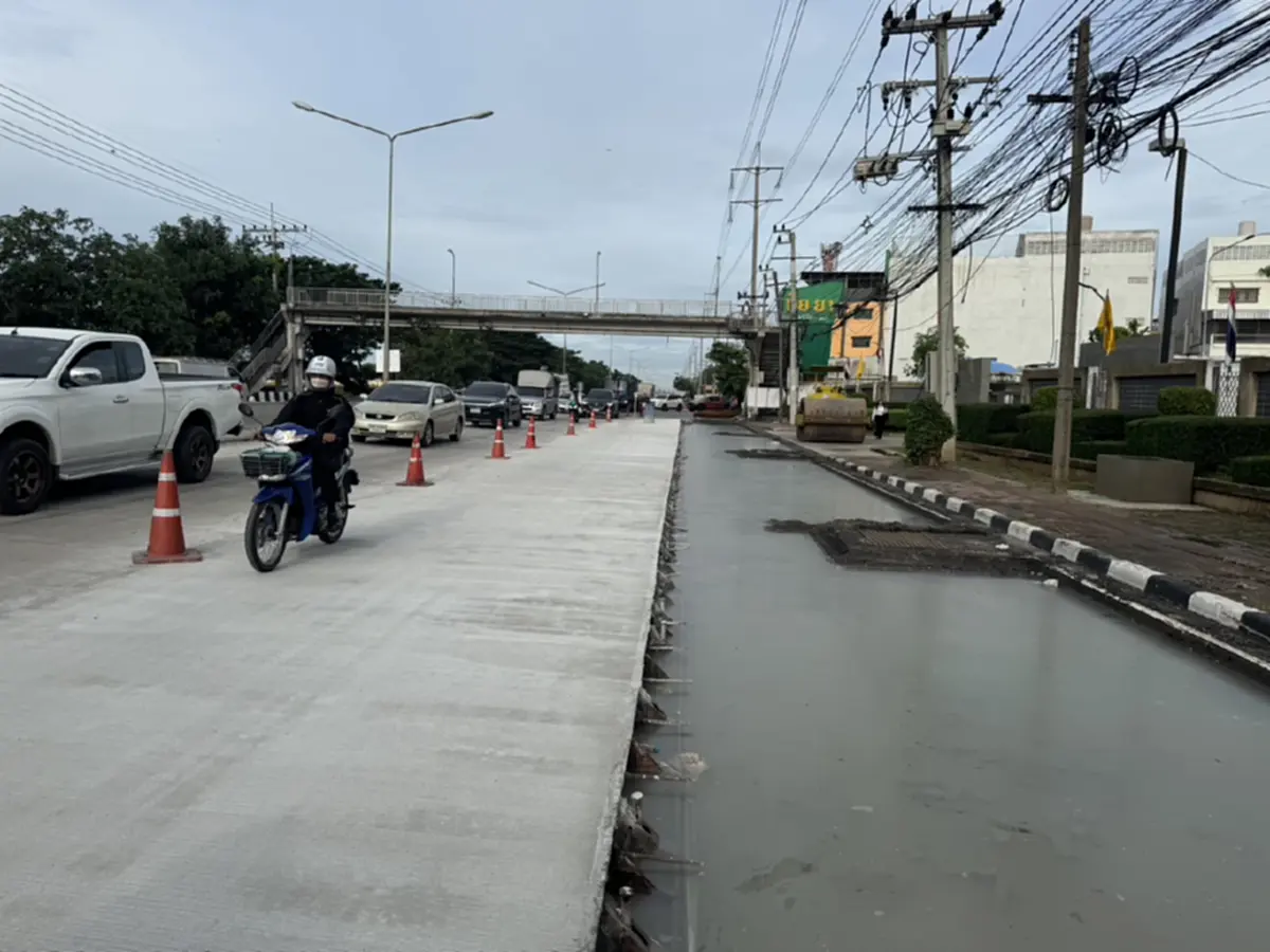 ชาวบ้านเดือด! ซ่อมถนนคลอง 10 บีบเหลือเลนเดียว รถติดสาหัส