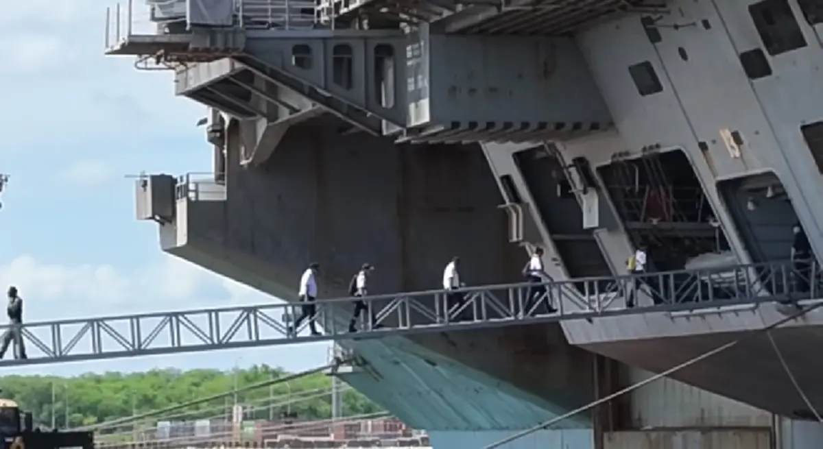เลขเรือสหรัฐฯ USS Abraham Lincoln เตรียมโบกมือลาไทยแลนด์