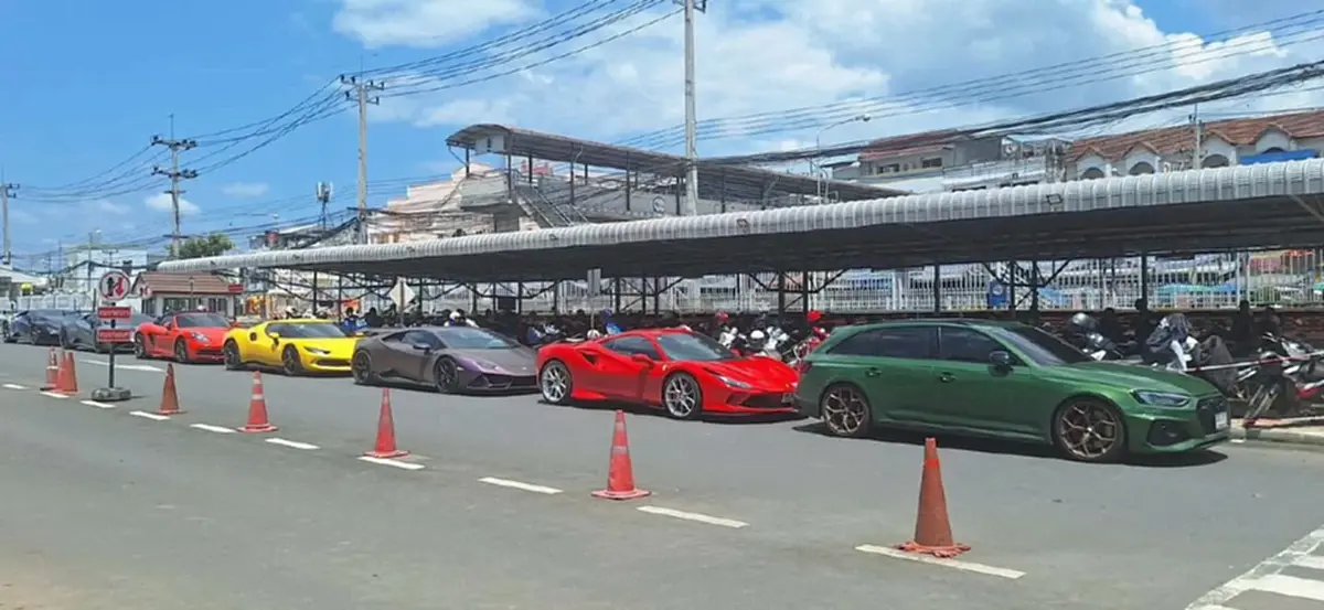 รพ.เพชรบูรณ์ แจงแล้ว ดราม่าสนั่นรถหรูโผล่จอดที่ห้ามจอด
