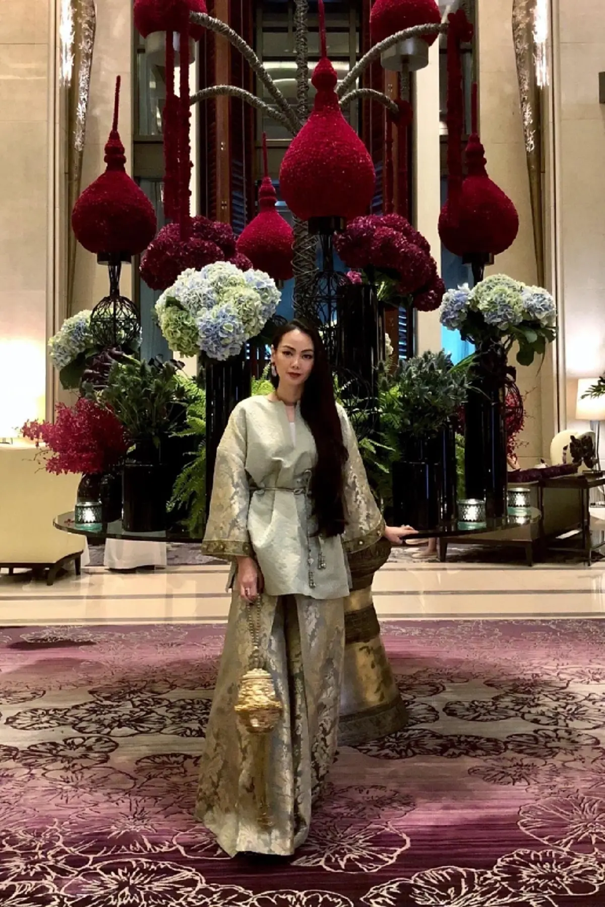 รู้จัก "คุณณุช" แฟนสาวผู้อยู่เคียงข้าง "ท่านอ่อง" ที่แท้มีอาชีพสุดว้าว
