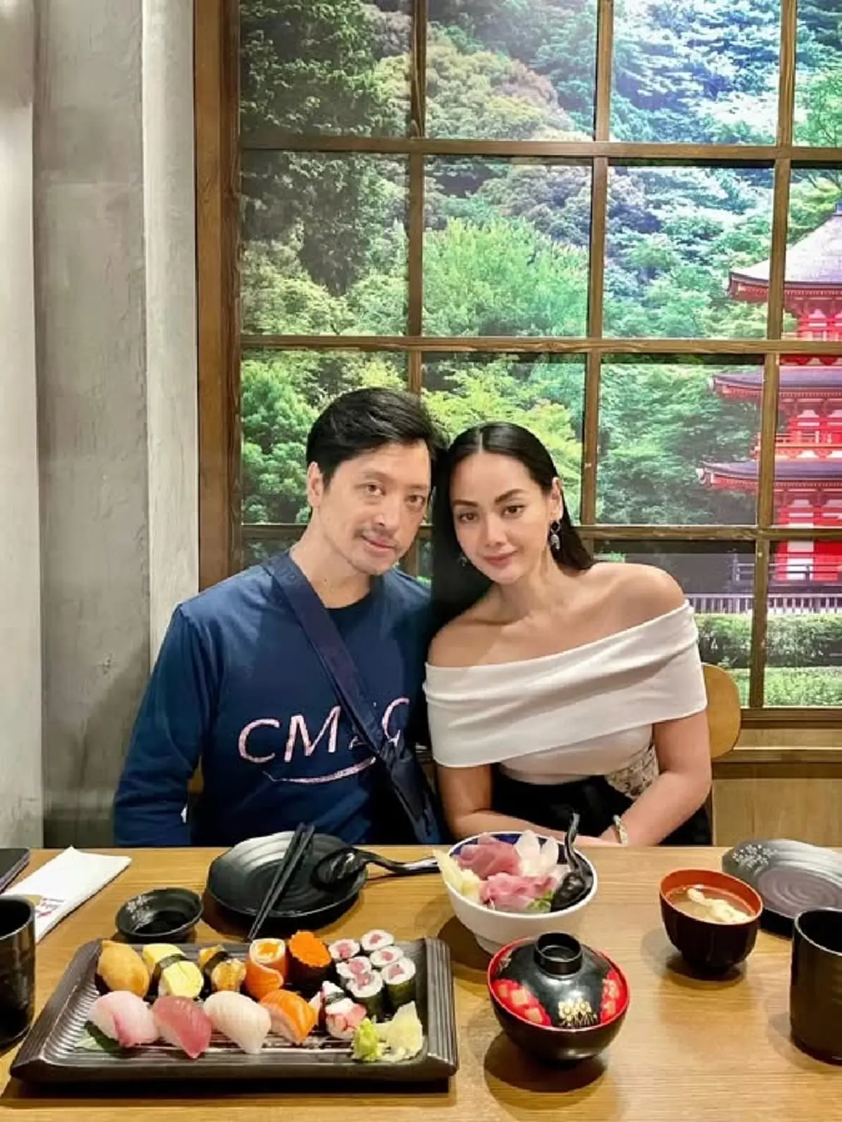รู้จัก "คุณณุช" แฟนสาวผู้อยู่เคียงข้าง "ท่านอ่อง" ที่แท้มีอาชีพสุดว้าว