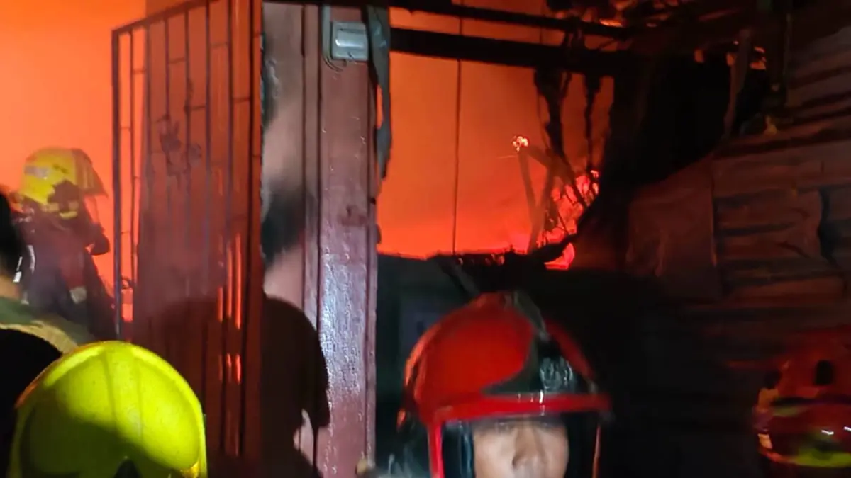 เรื่องใหญ่ แฉเบื้องหลังไฟไหม้ชุมชนมักกะสัน ส่อไม่ใช่อุบัติเหตุ