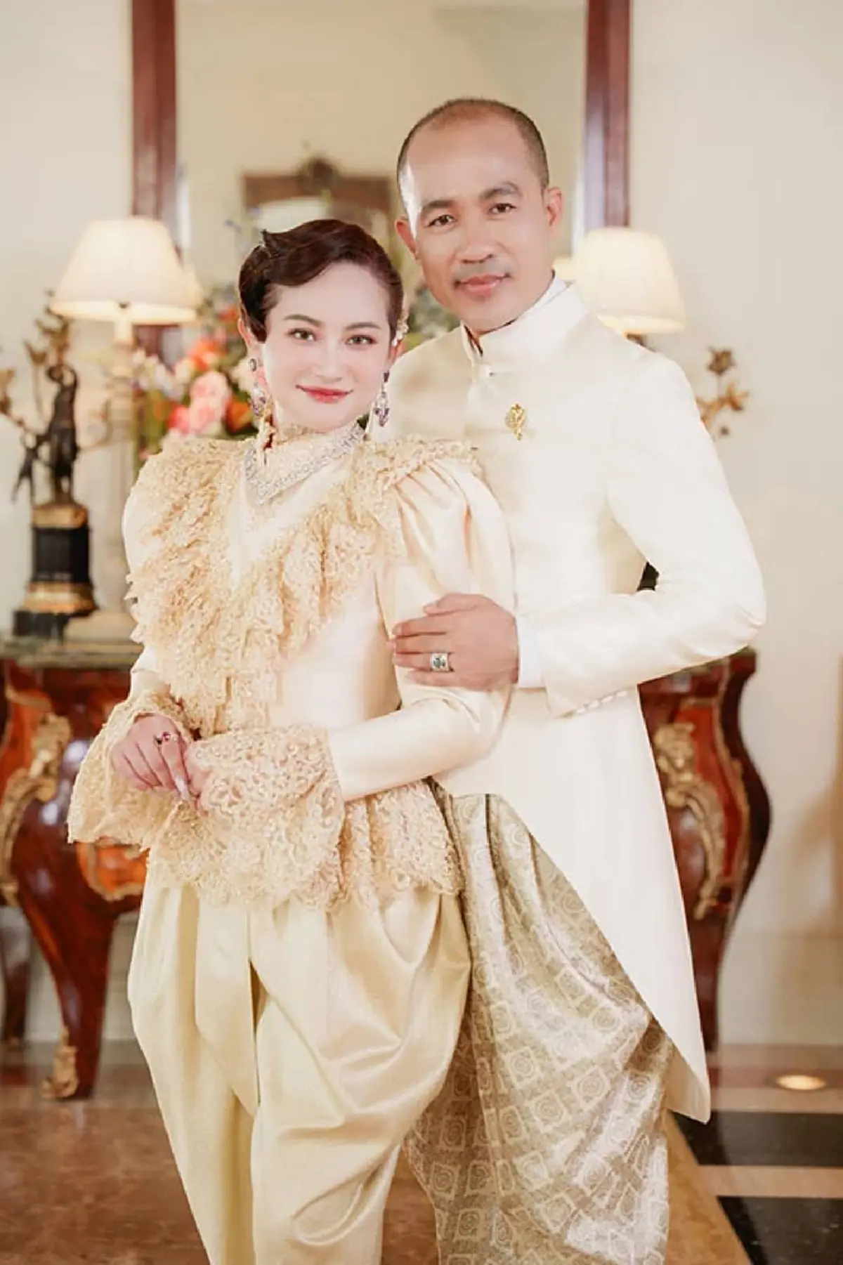 เซอร์ไพรส์ "หมอปลาย พรายกระซิบ" ประกาศแต่งงานฟ้าแล่บ (18 ก.ย. 69)