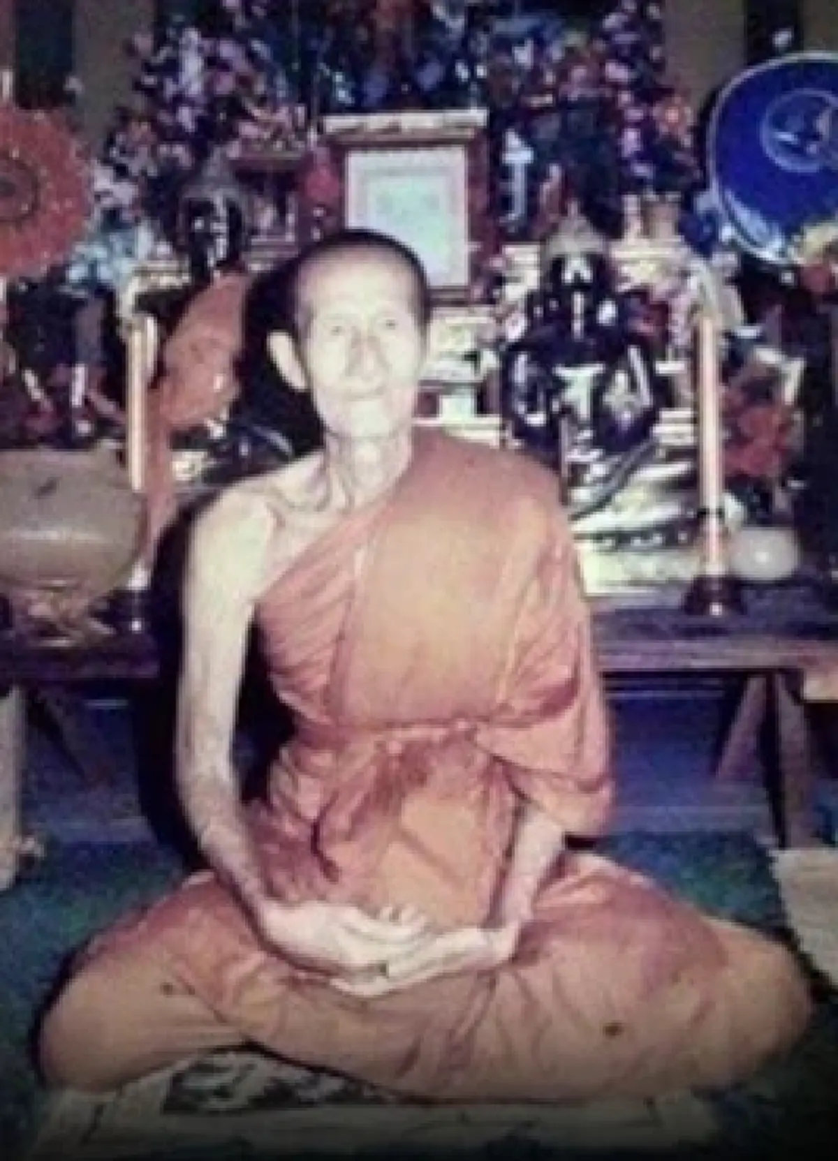 รอดเหลือเชื่อ! กระบะพลิกคว่ำ คนขับเชื่อบารมีตะกรุดหลวงปู่เจียม