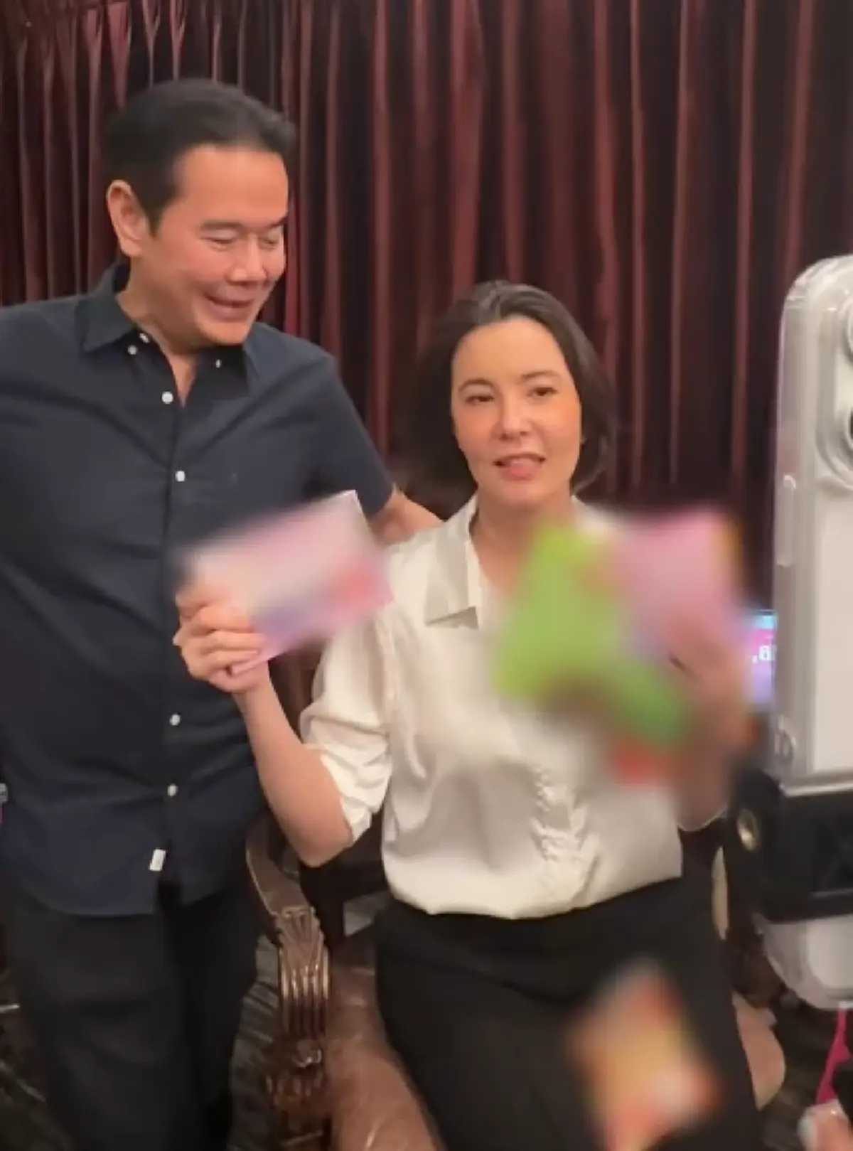 สุดมาก "ธัญญ่า" เปิดค่าตัว "เป๊ก สัณณ์ชัย" จ้างมาไลฟ์ สายเปย์ตัวจริง