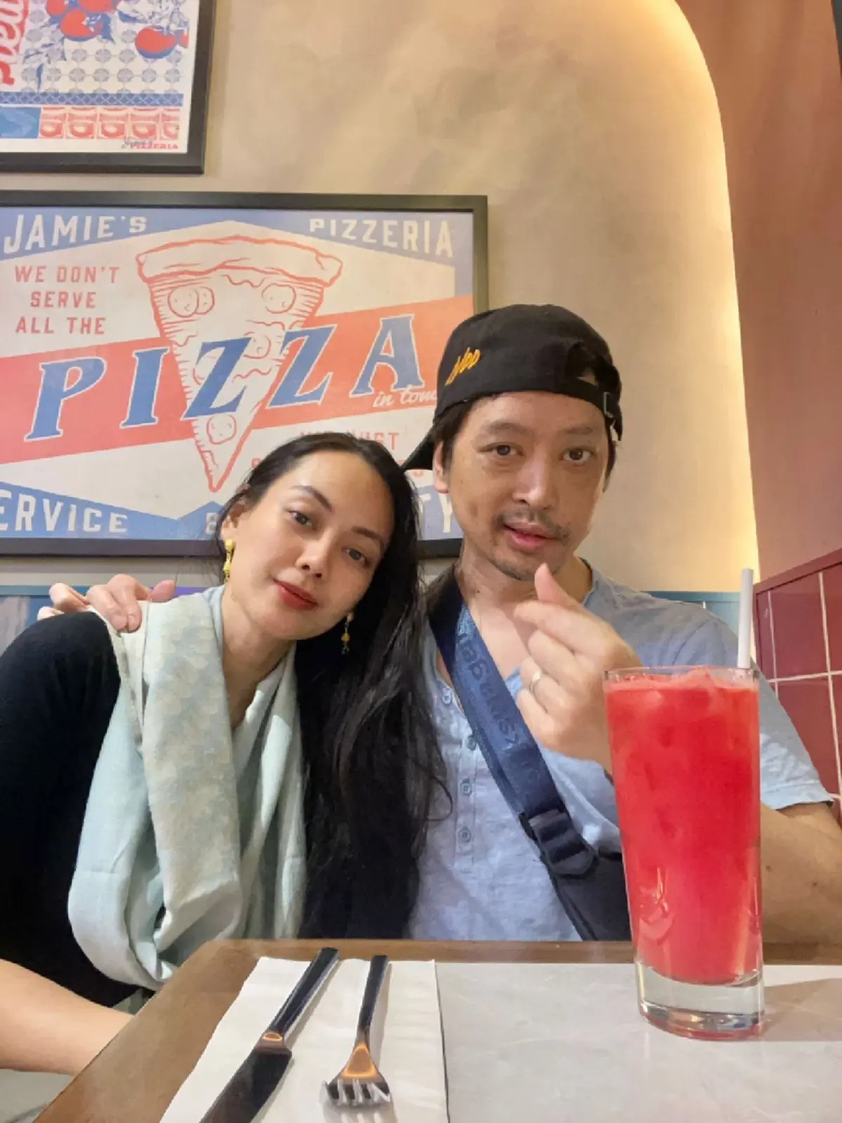 รู้จัก "คุณณุช" แฟนสาวผู้อยู่เคียงข้าง "ท่านอ่อง" ที่แท้มีอาชีพสุดว้าว