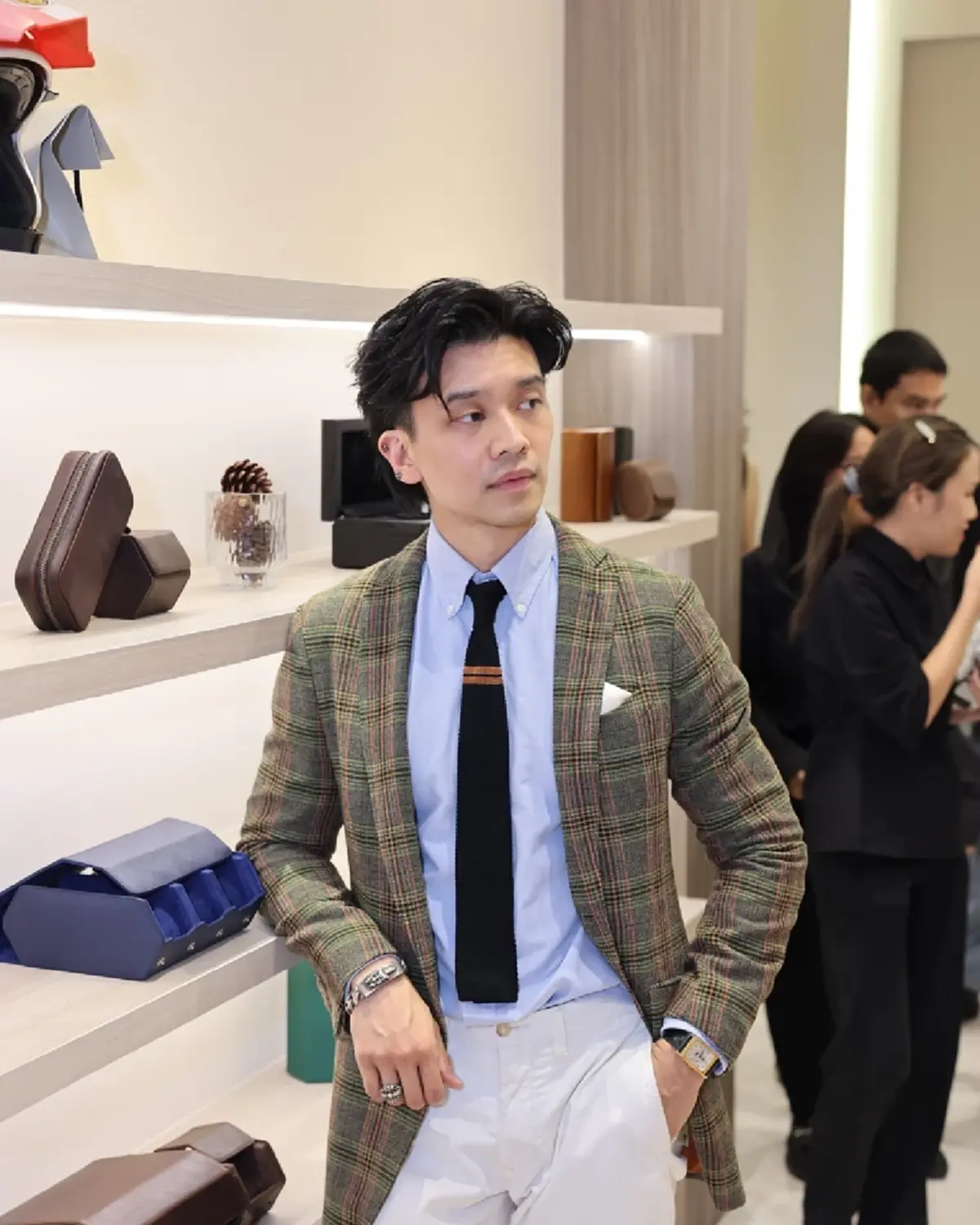 เปิดอาชีพจริง   สามี "โดนัท มนัสนันท์" ทำงานอะไร ทำไมภรรยายังสงสัย