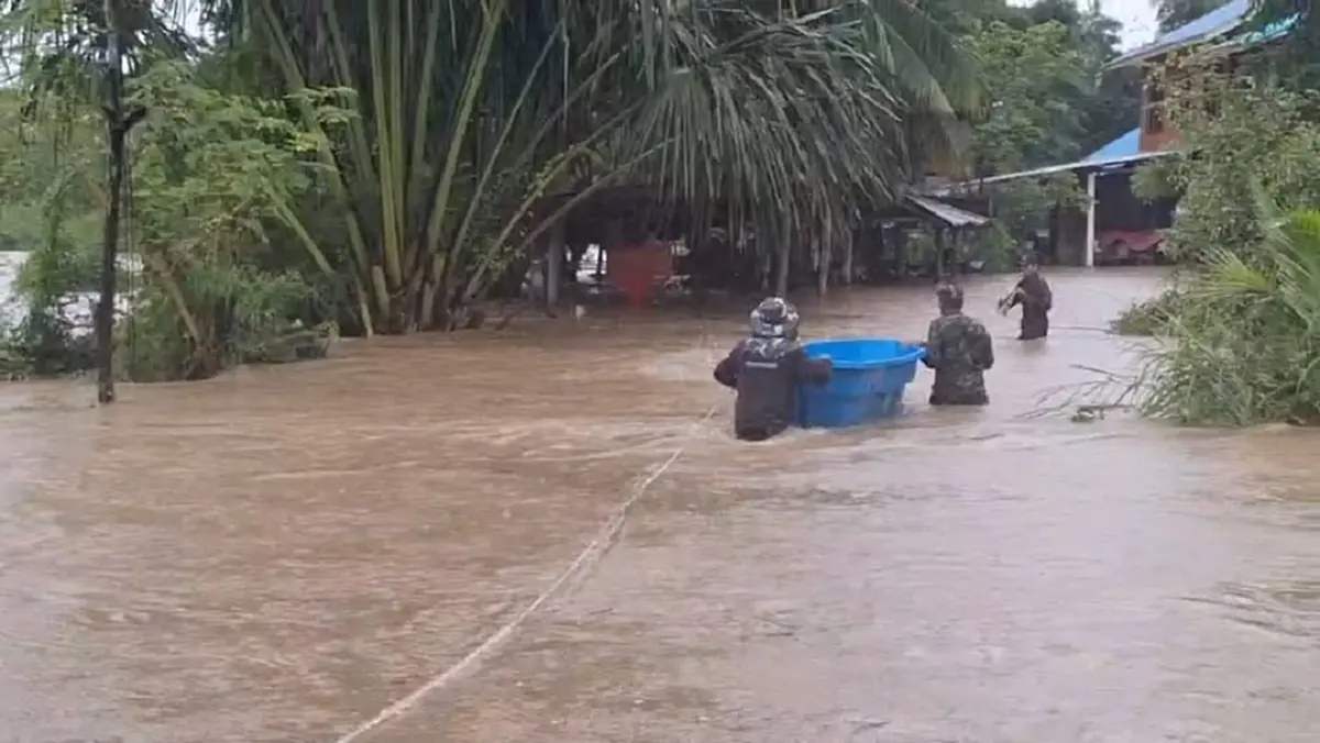 น้ำป่าสระแก้วทะลักตีสาม ท่วมบ้านเรือนขนข้าวของไม่ทัน