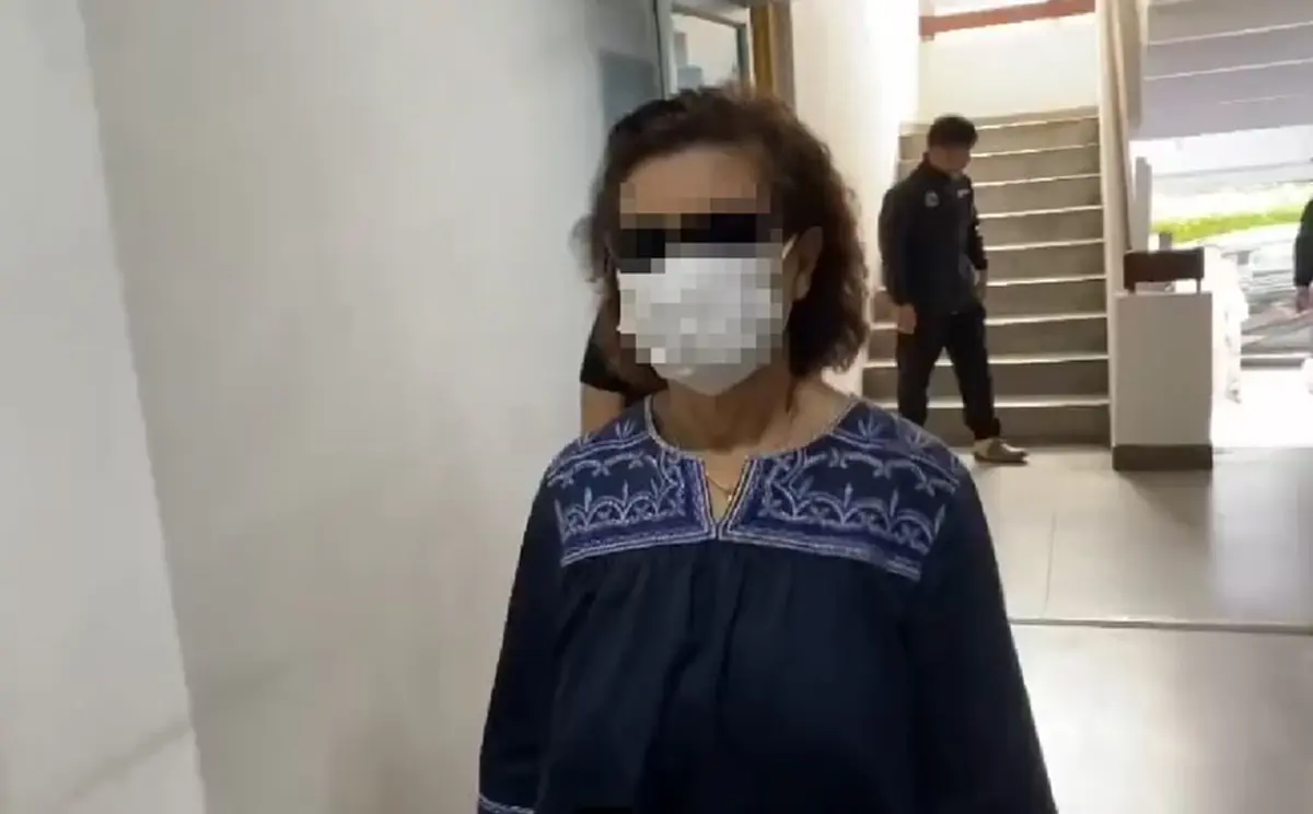 เปิดอายุคนขับเบนซ์ย้อนศร กลางถนนวิภาวดี ส่อโดนยึดรถ อ่วม 3 ข้อหา