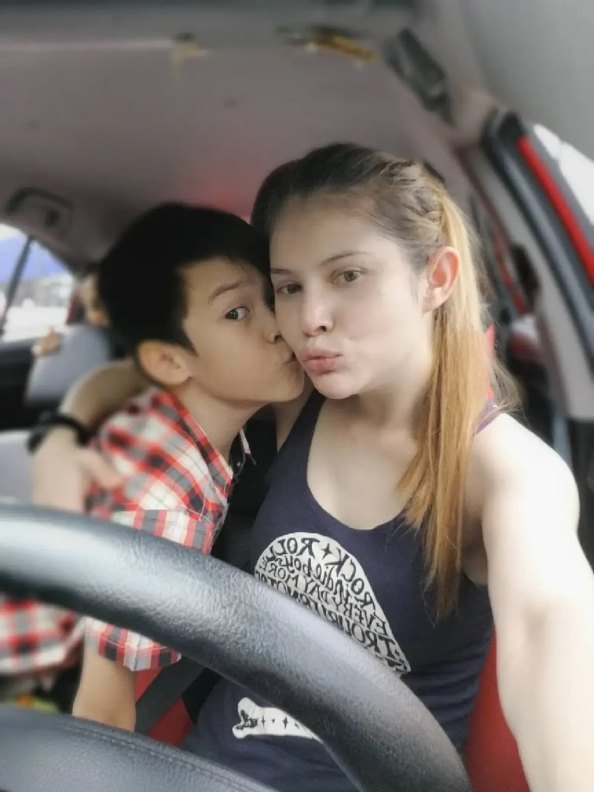 เคล็ดลับคุณแม่  "แอนนี่ บรู๊ค" เลี้ยงลูก แบบไม่ตีแต่โตมามีคุณภาพ