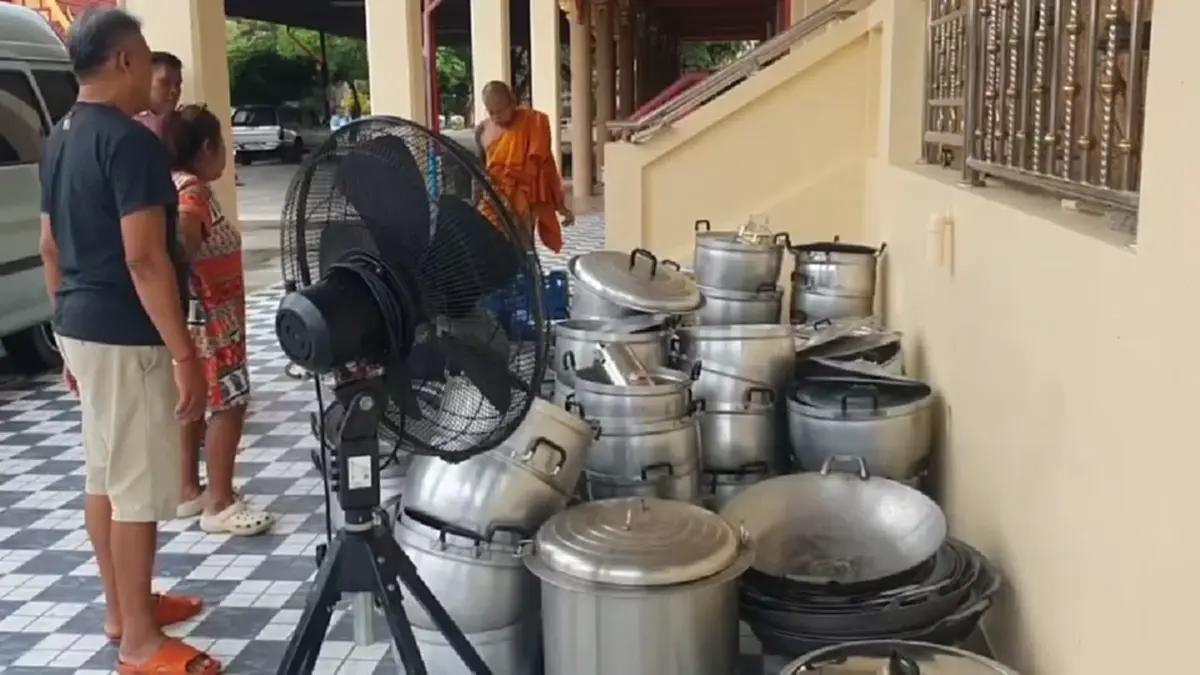 แม่ค้ากลัวบาป! ขนเครื่องครัวคืนวัด หลังโดนโจรหลอกขาย