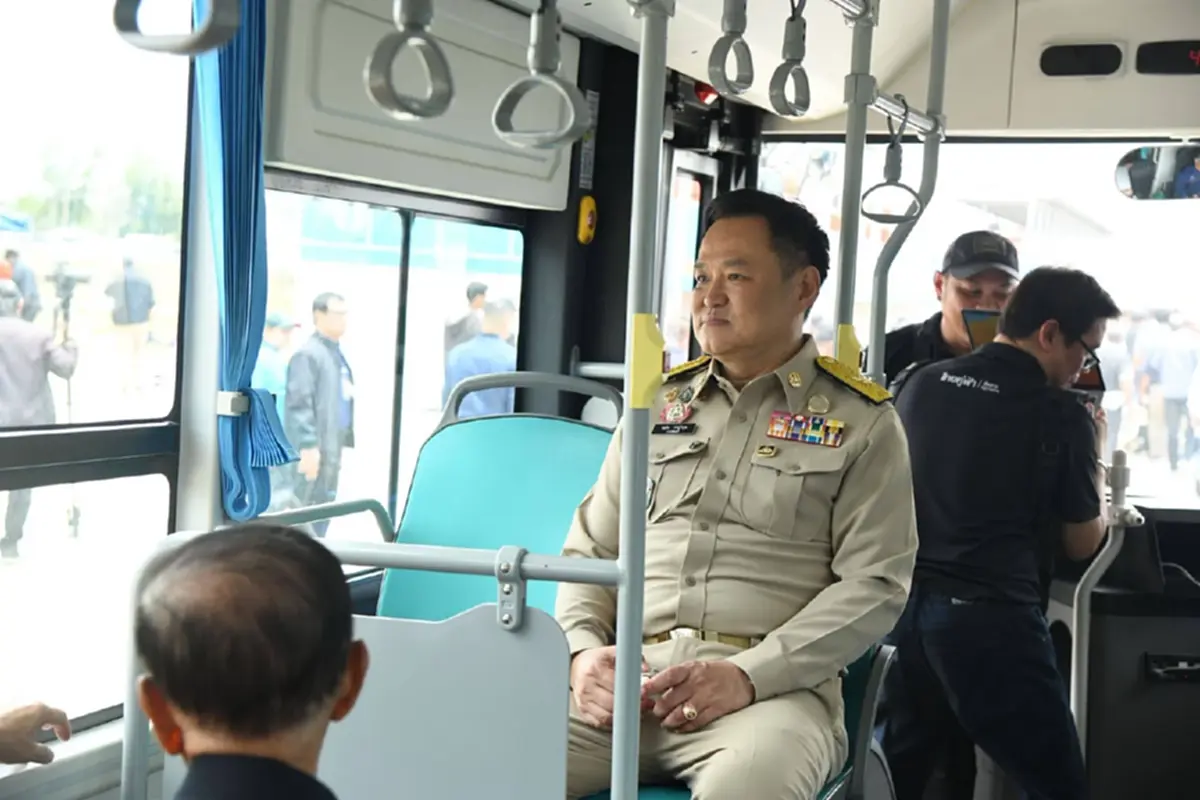 เลขทะเบียนรถบัส EV นายกฯ อนุทิน นั่งลงพื้นที่ลุย ครม.สัญจร สงขลา
